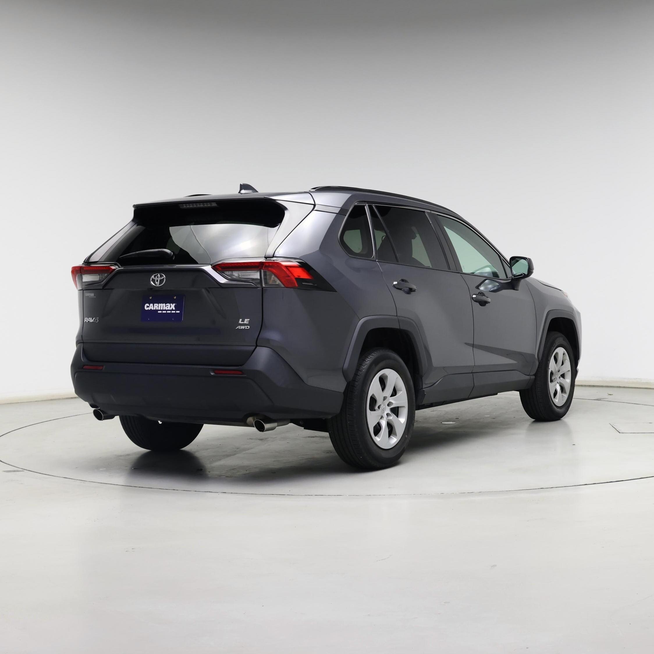 Thumbnail: 2021 Toyota RAV4 - 8