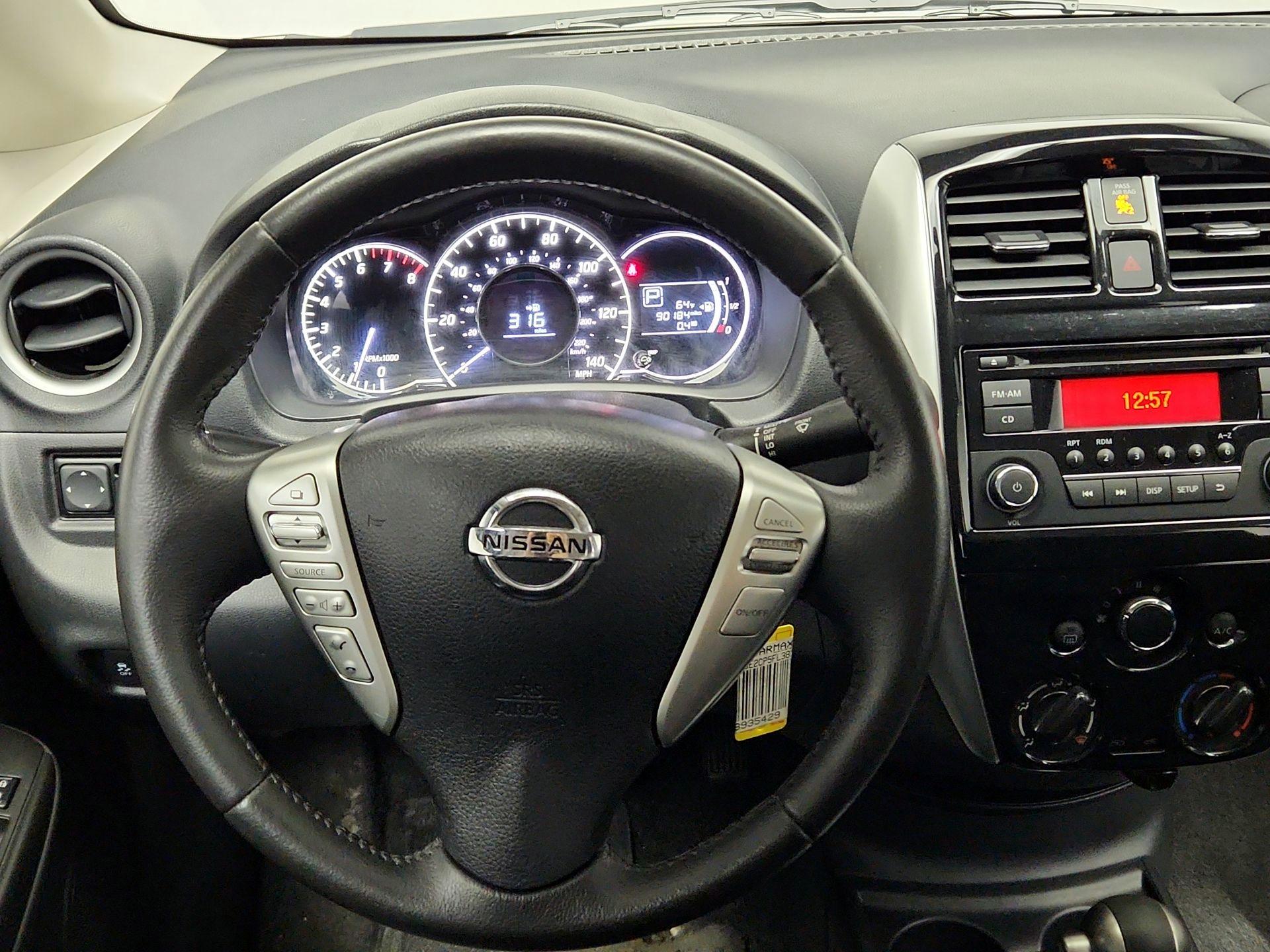 Thumbnail: 2015 Nissan Versa Note - 10