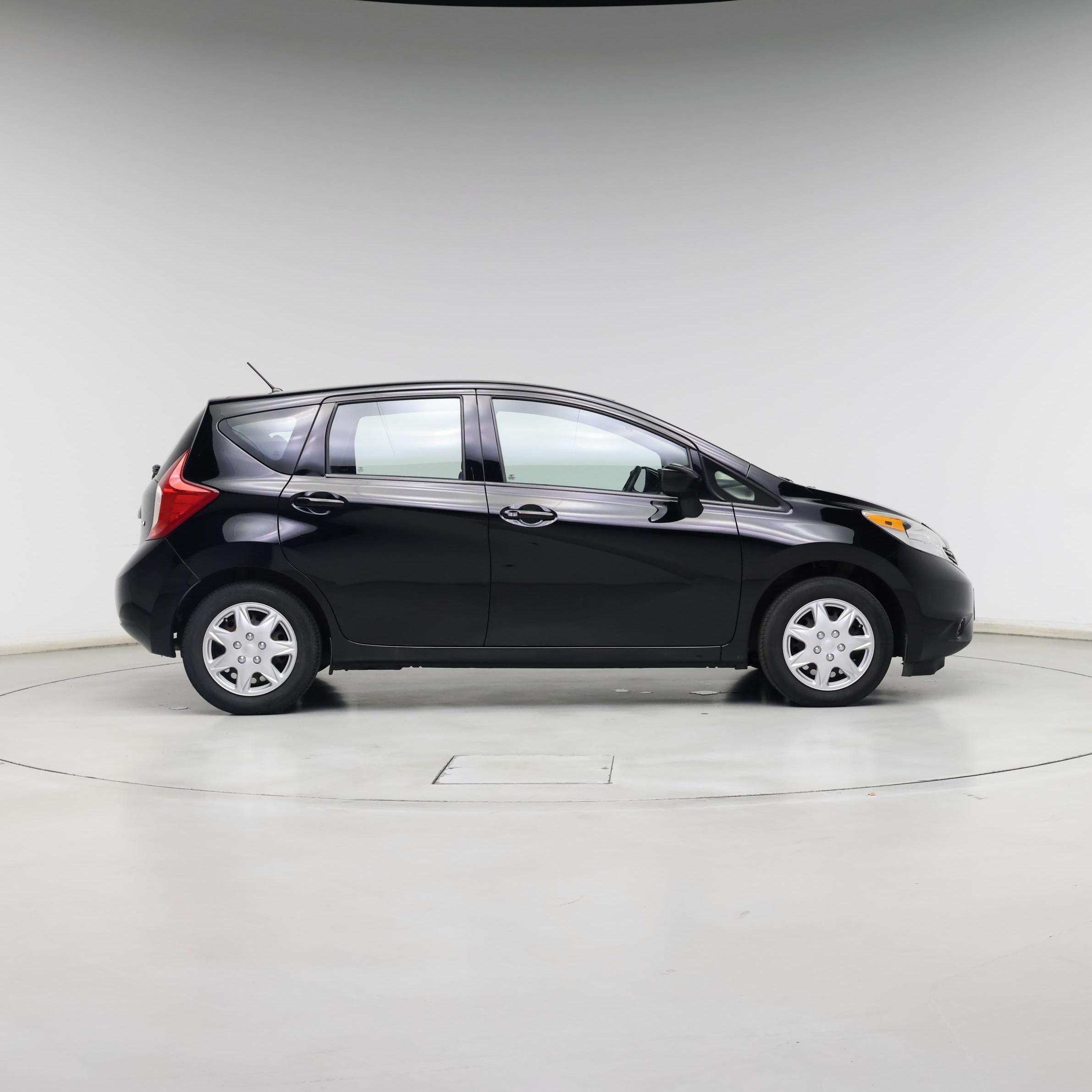 Thumbnail: 2015 Nissan Versa Note - 7
