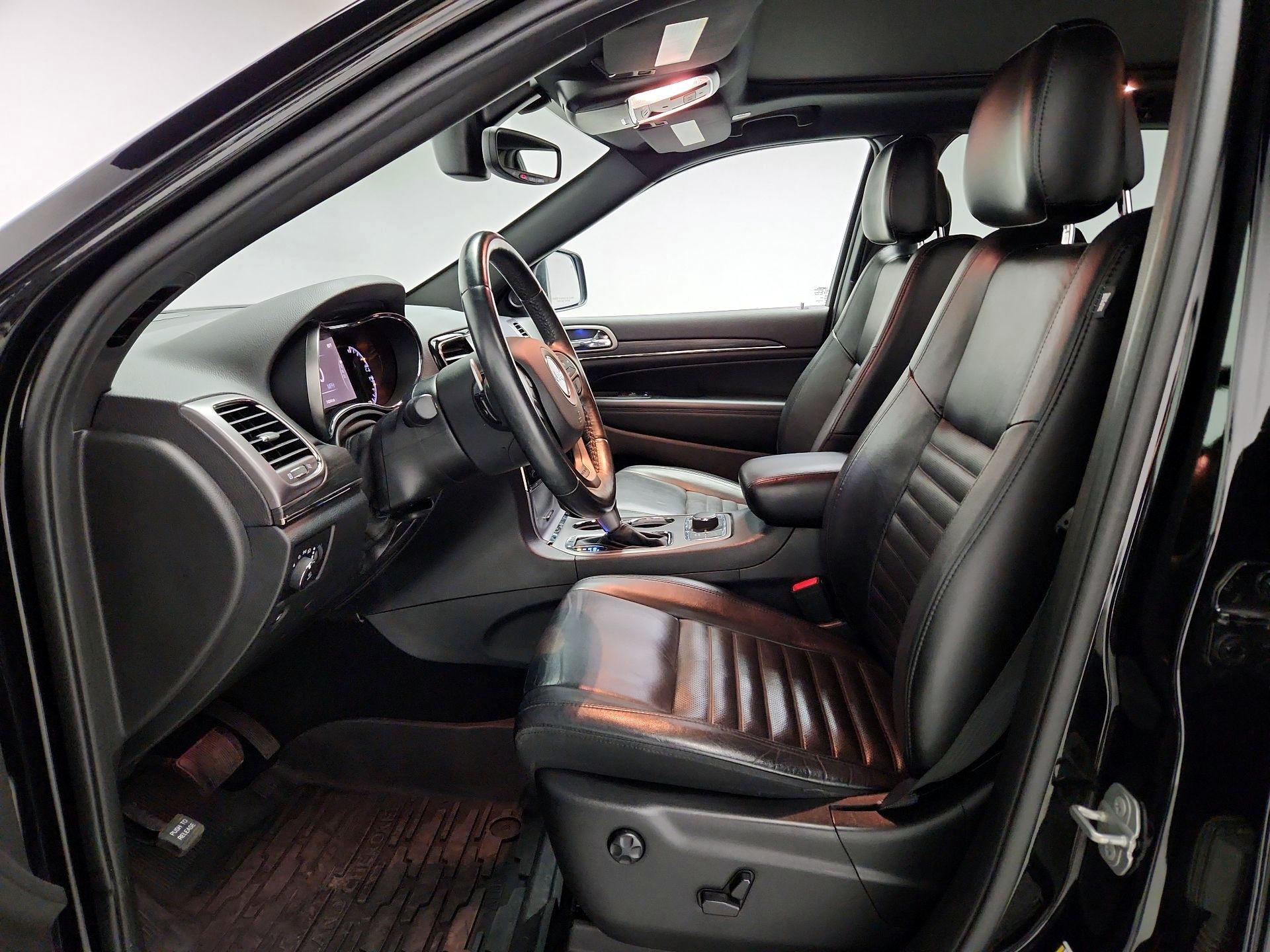 Thumbnail: 2019 Jeep Grand Cherokee - 11