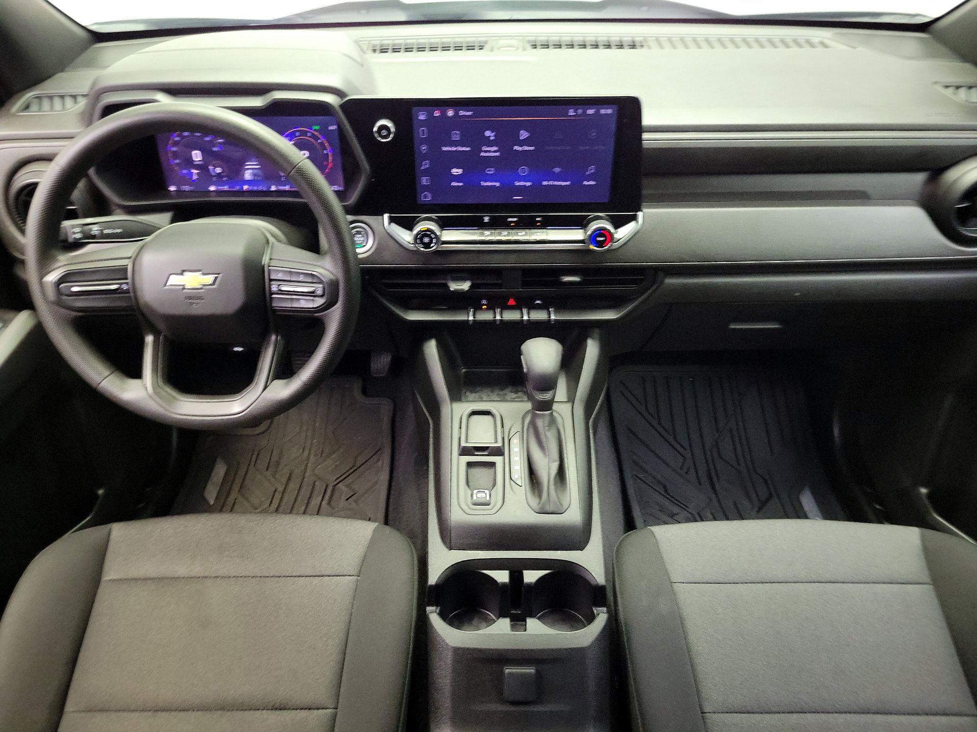 Thumbnail: 2024 Chevrolet Colorado - 9
