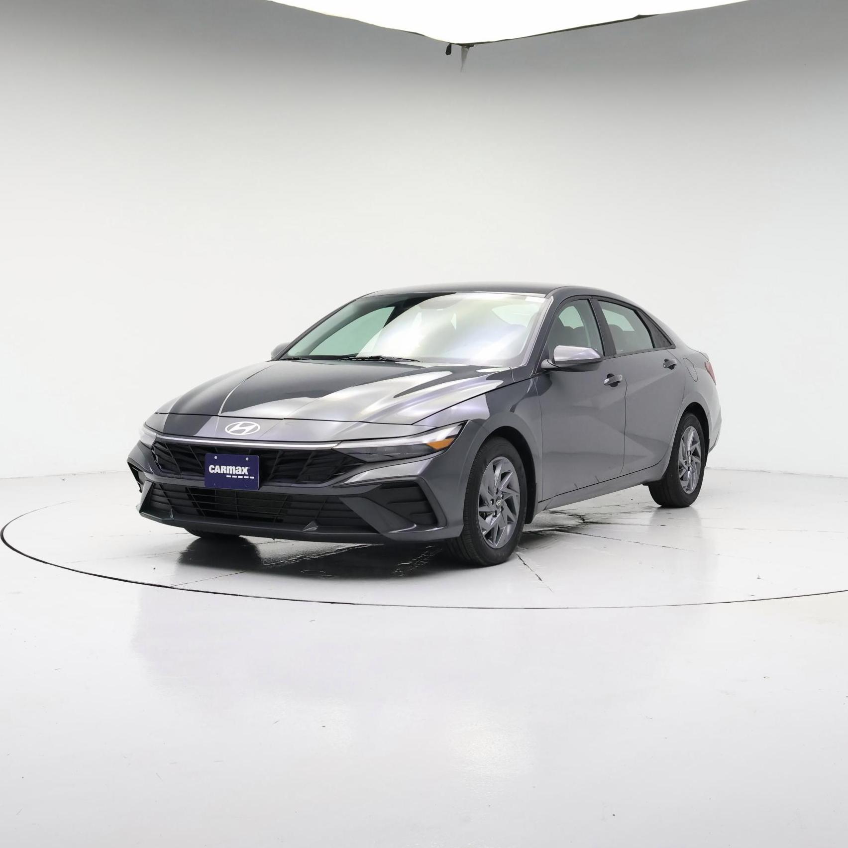 Thumbnail: 2024 Hyundai Elantra - 4