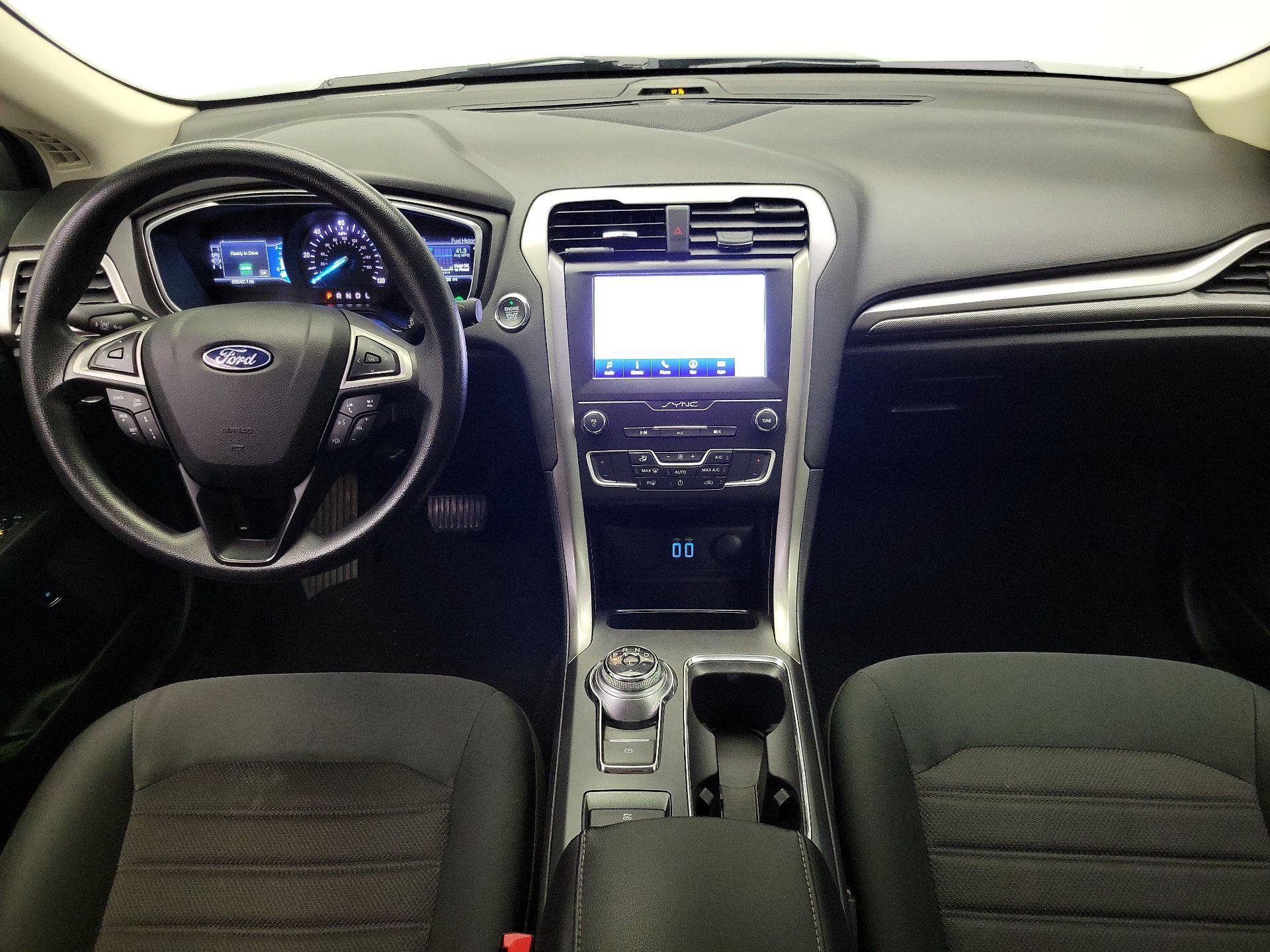 Thumbnail: 2020 Ford Fusion - 9