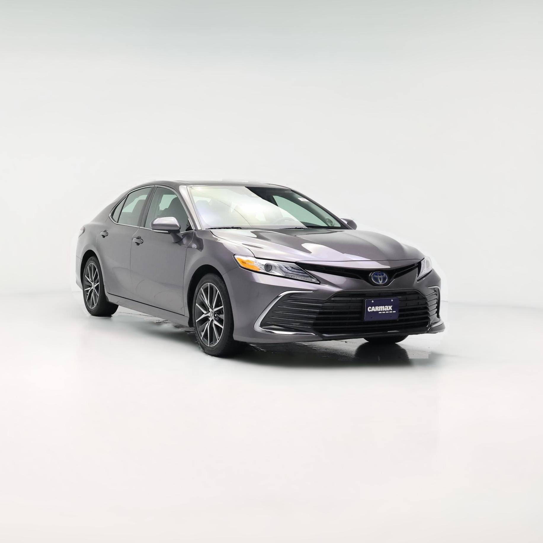 Thumbnail: 2022 Toyota Camry - 1
