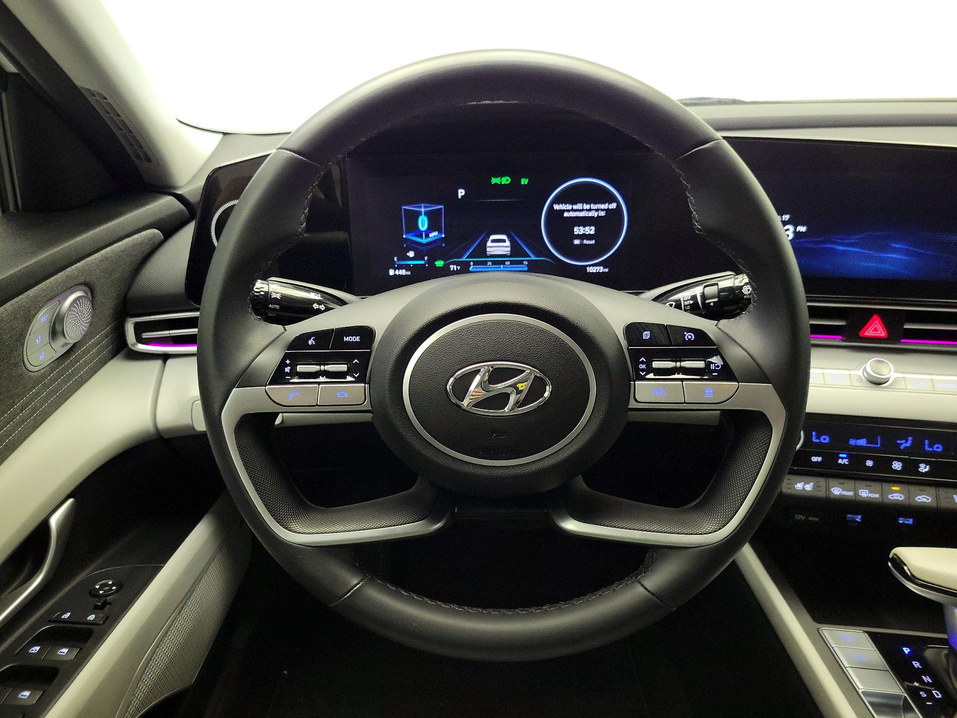 Thumbnail: 2023 Hyundai Elantra - 10