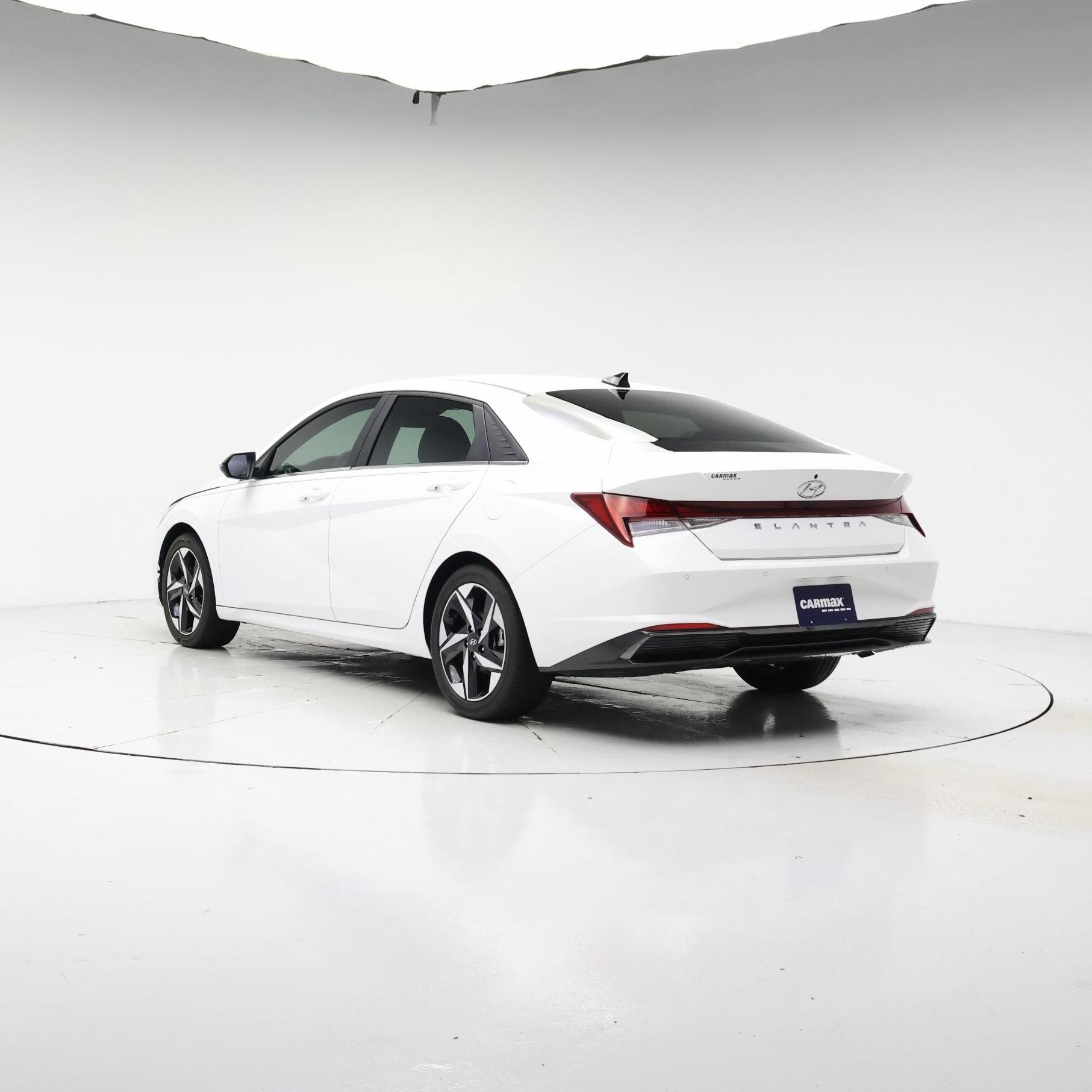 Thumbnail: 2023 Hyundai Elantra - 2