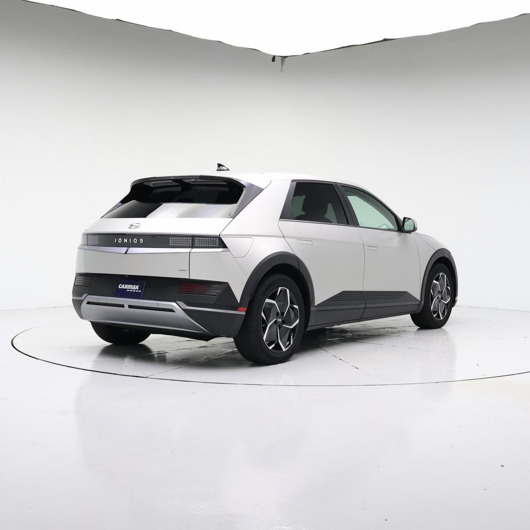 Thumbnail: 2024 Hyundai Ioniq 5 - 8