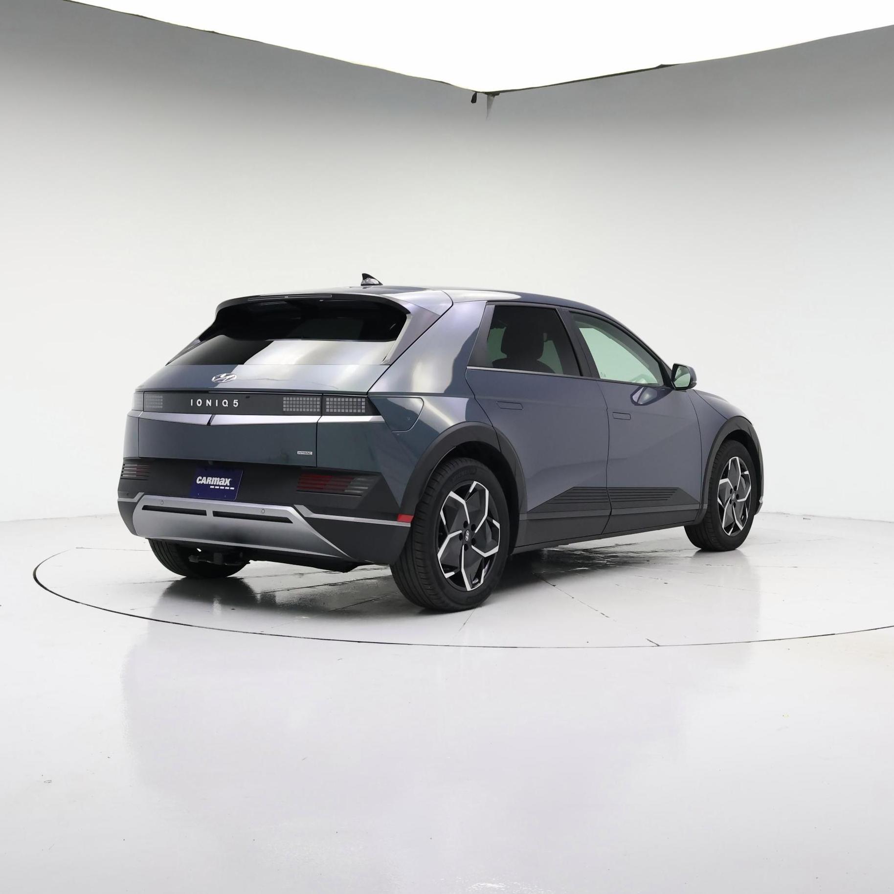 Thumbnail: 2024 Hyundai Ioniq 5 - 8