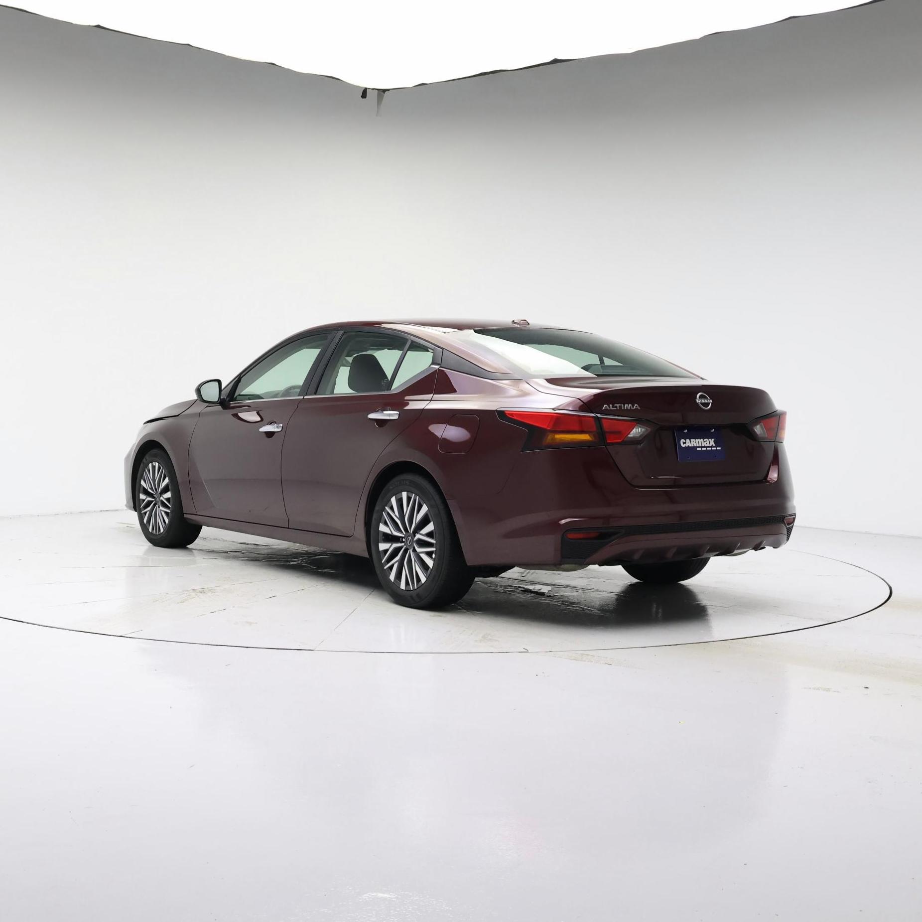 Thumbnail: 2025 Nissan Altima - 2