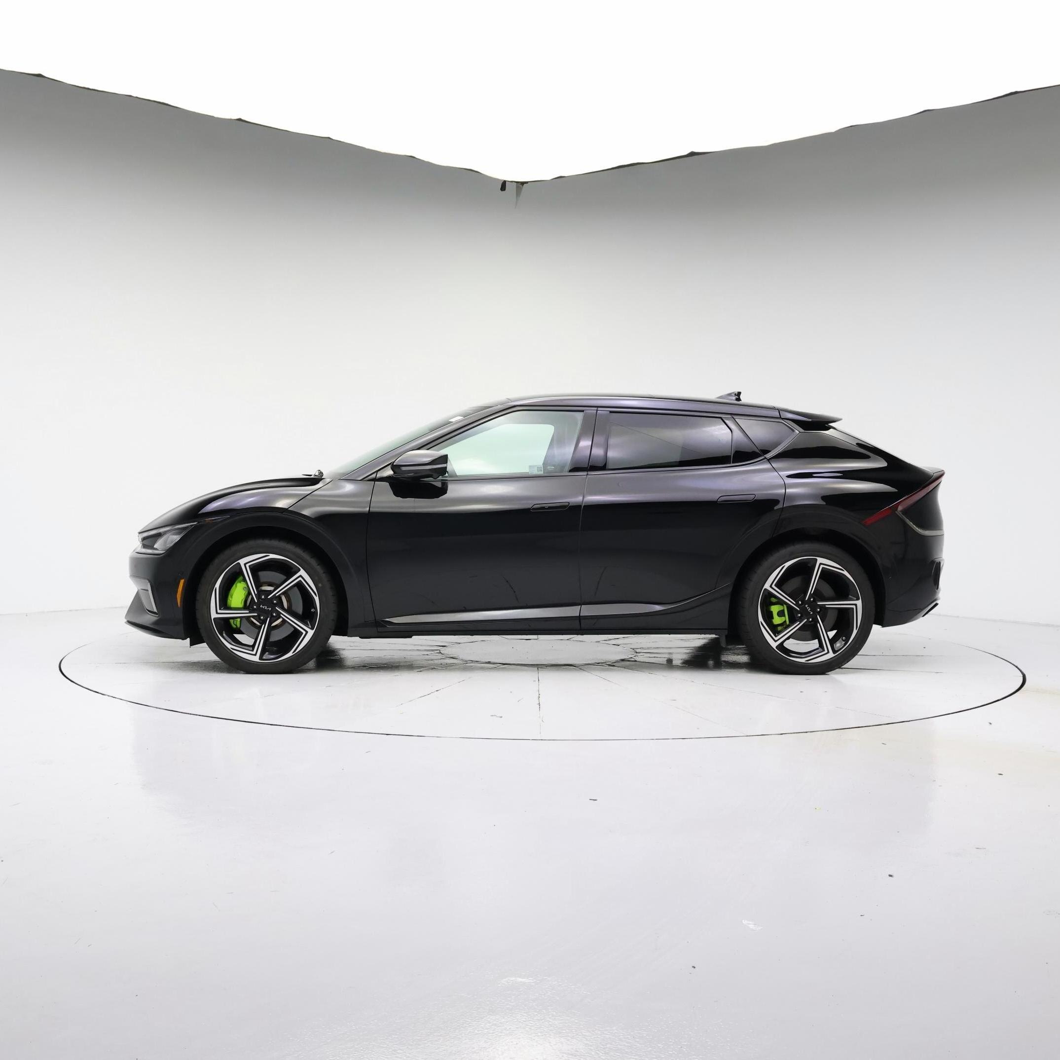 Thumbnail: 2023 Kia EV6 - 3