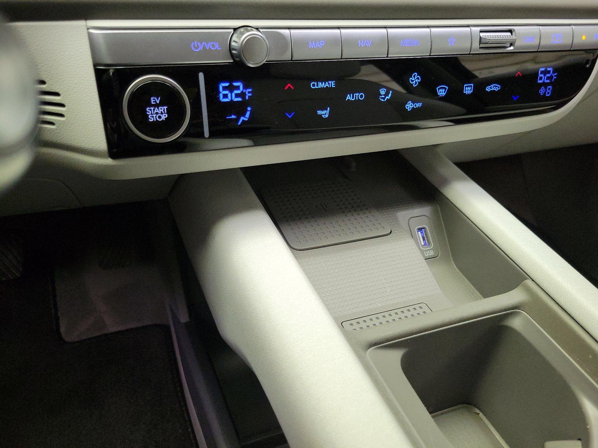 Thumbnail: 2024 Hyundai Ioniq 6 - 17
