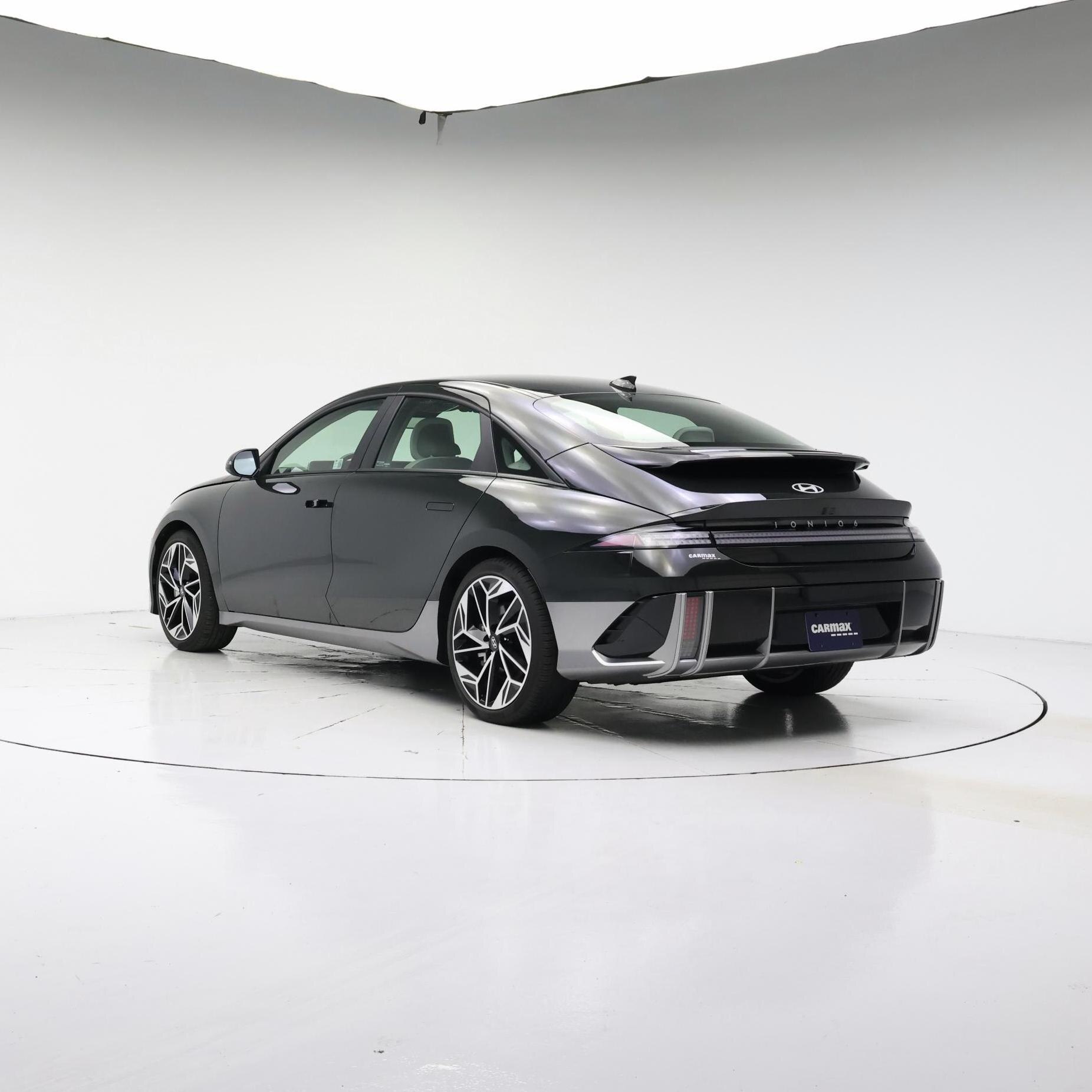 Thumbnail: 2024 Hyundai Ioniq 6 - 2