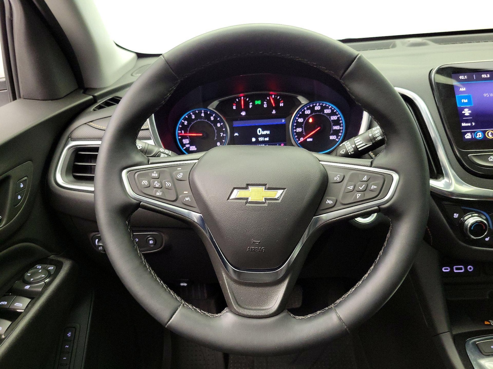 2024 Chevrolet Equinox Premier - Photo 11