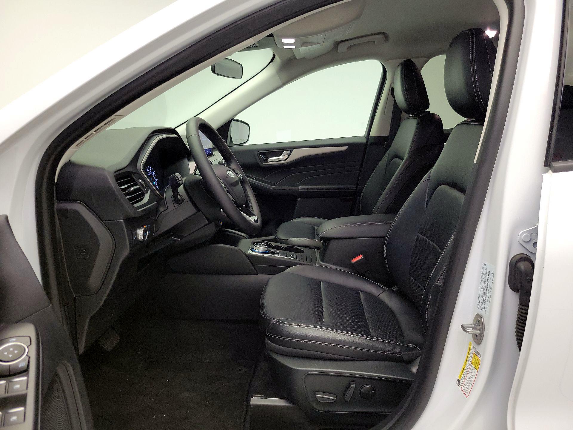 Thumbnail: 2022 Ford Escape - 11