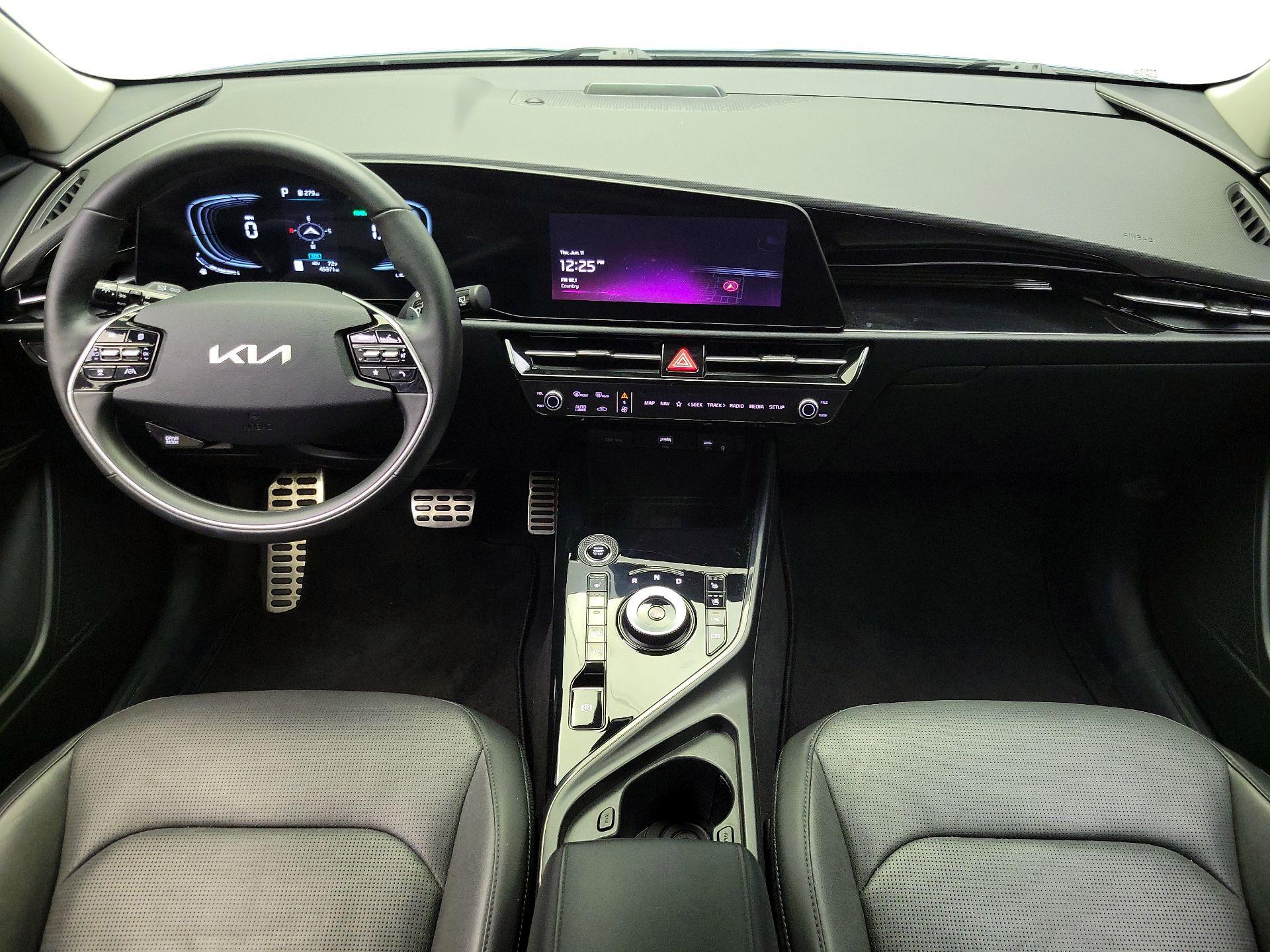 Thumbnail: 2024 Kia Niro - 9