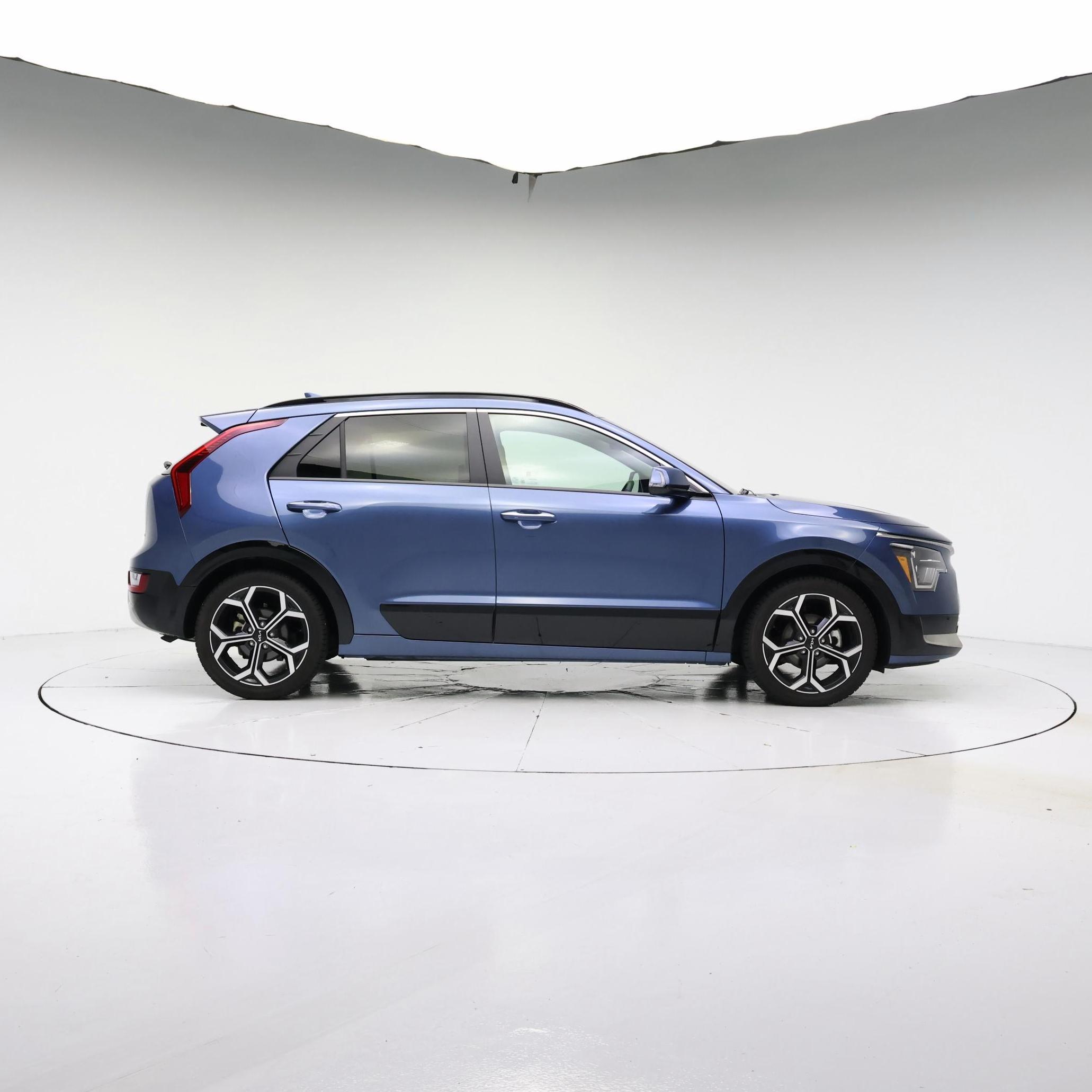 Thumbnail: 2024 Kia Niro - 7