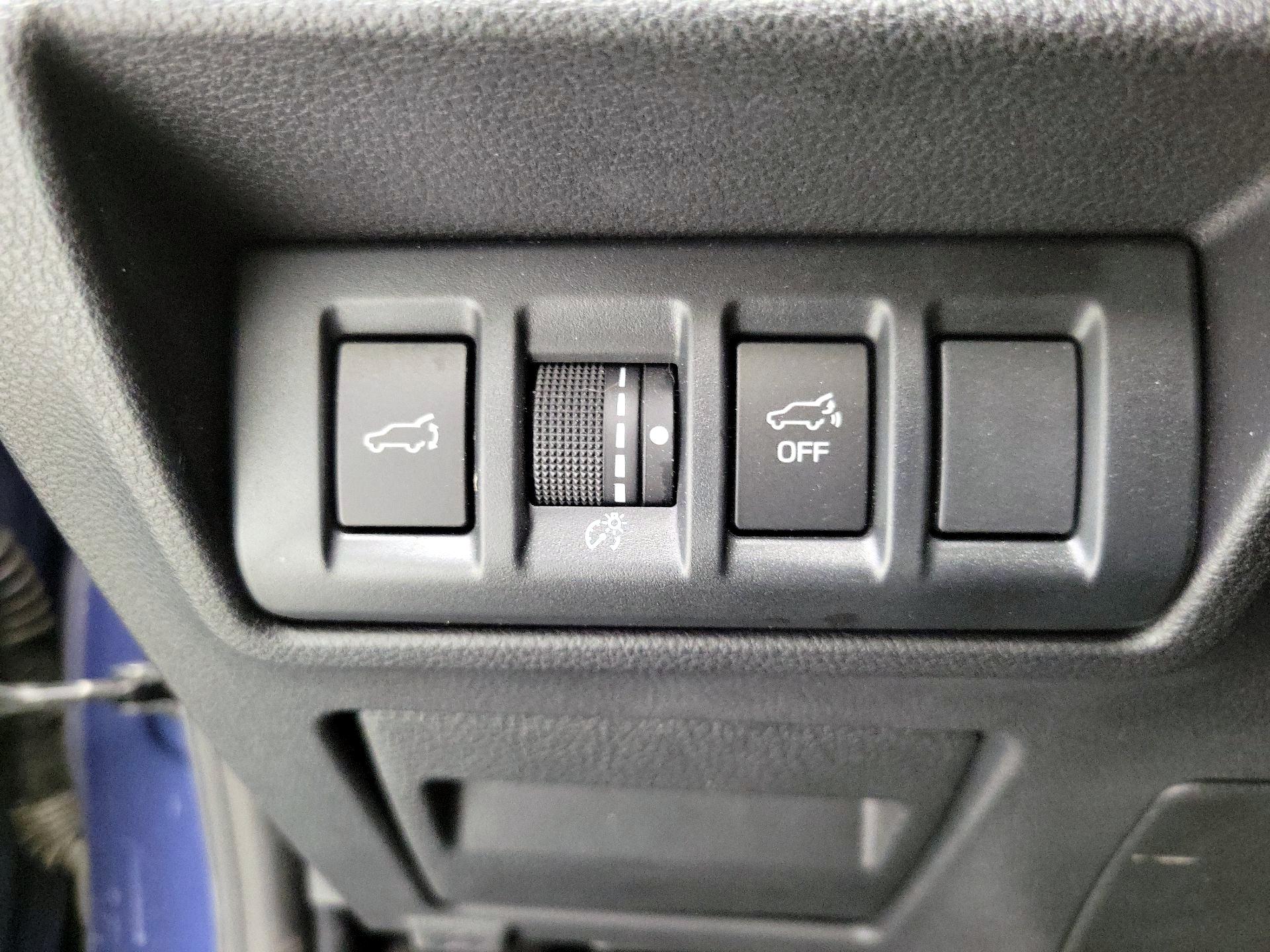Thumbnail: 2020 Subaru Outback - 13