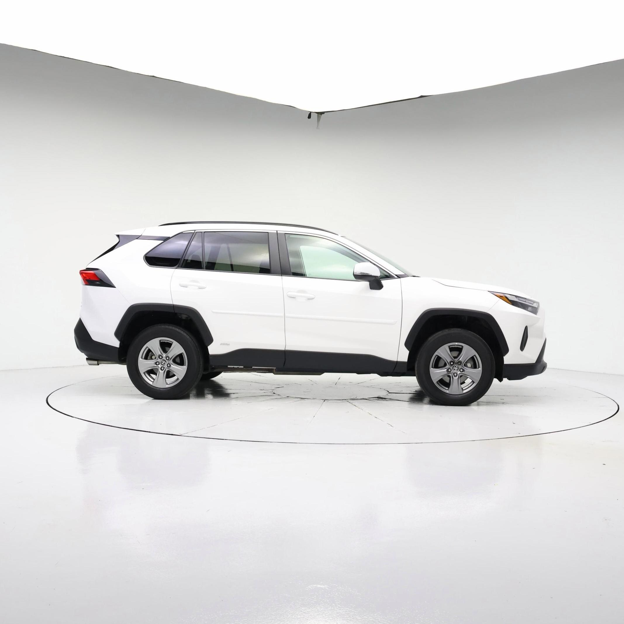 Thumbnail: 2024 Toyota RAV4 - 7