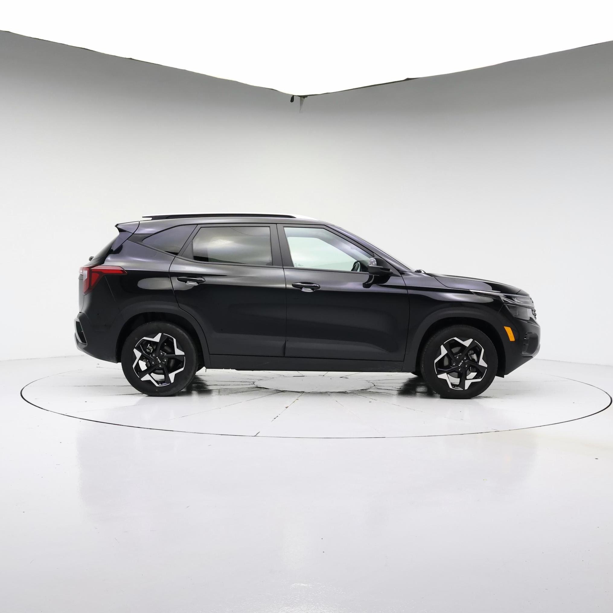 Thumbnail: 2025 Kia Seltos - 7