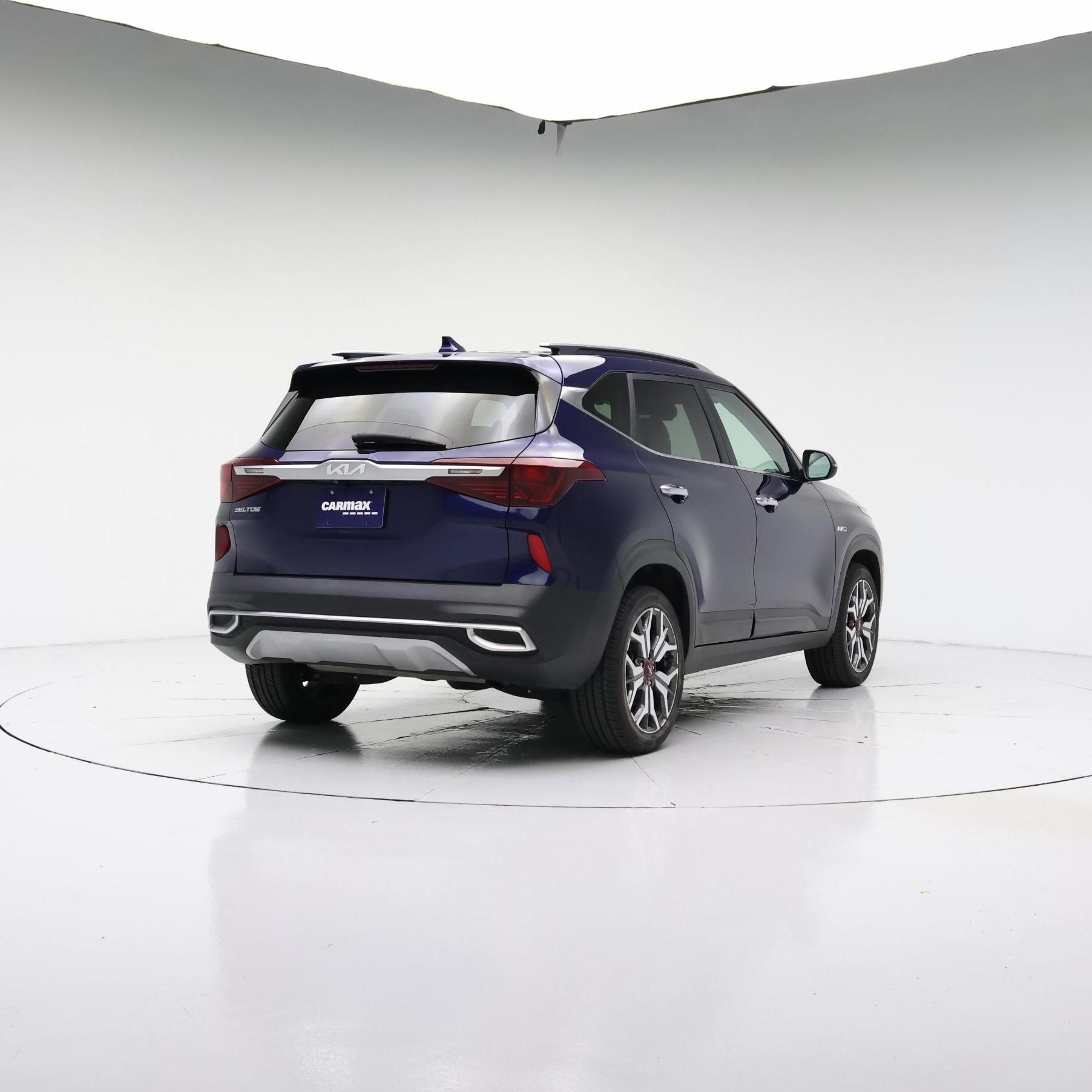 Thumbnail: 2022 Kia Seltos - 4