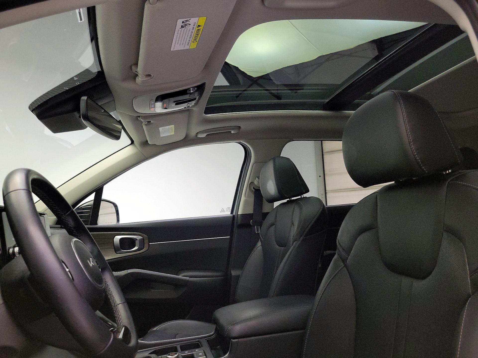 Thumbnail: 2023 Kia Sorento - 20