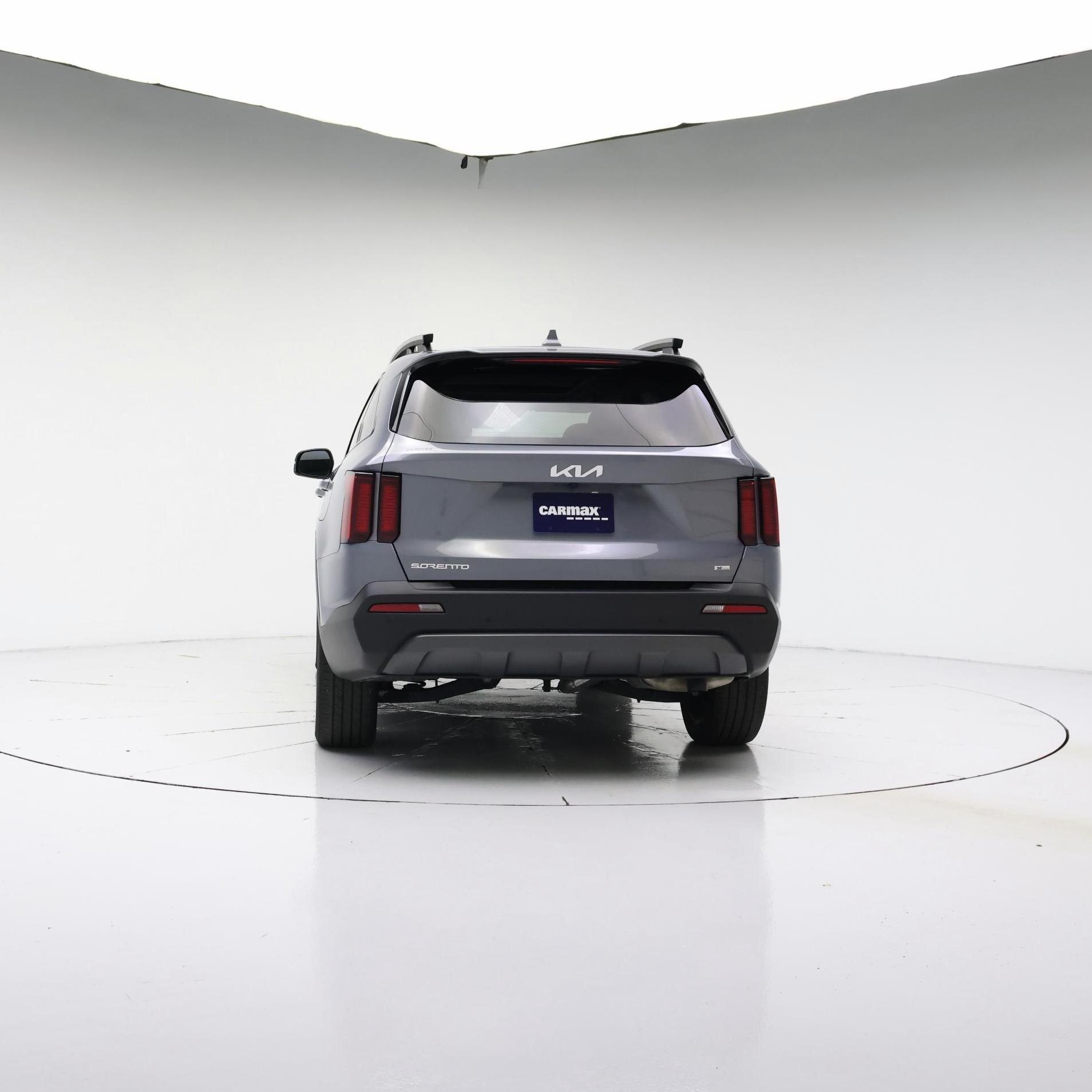 Thumbnail: 2023 Kia Sorento - 6