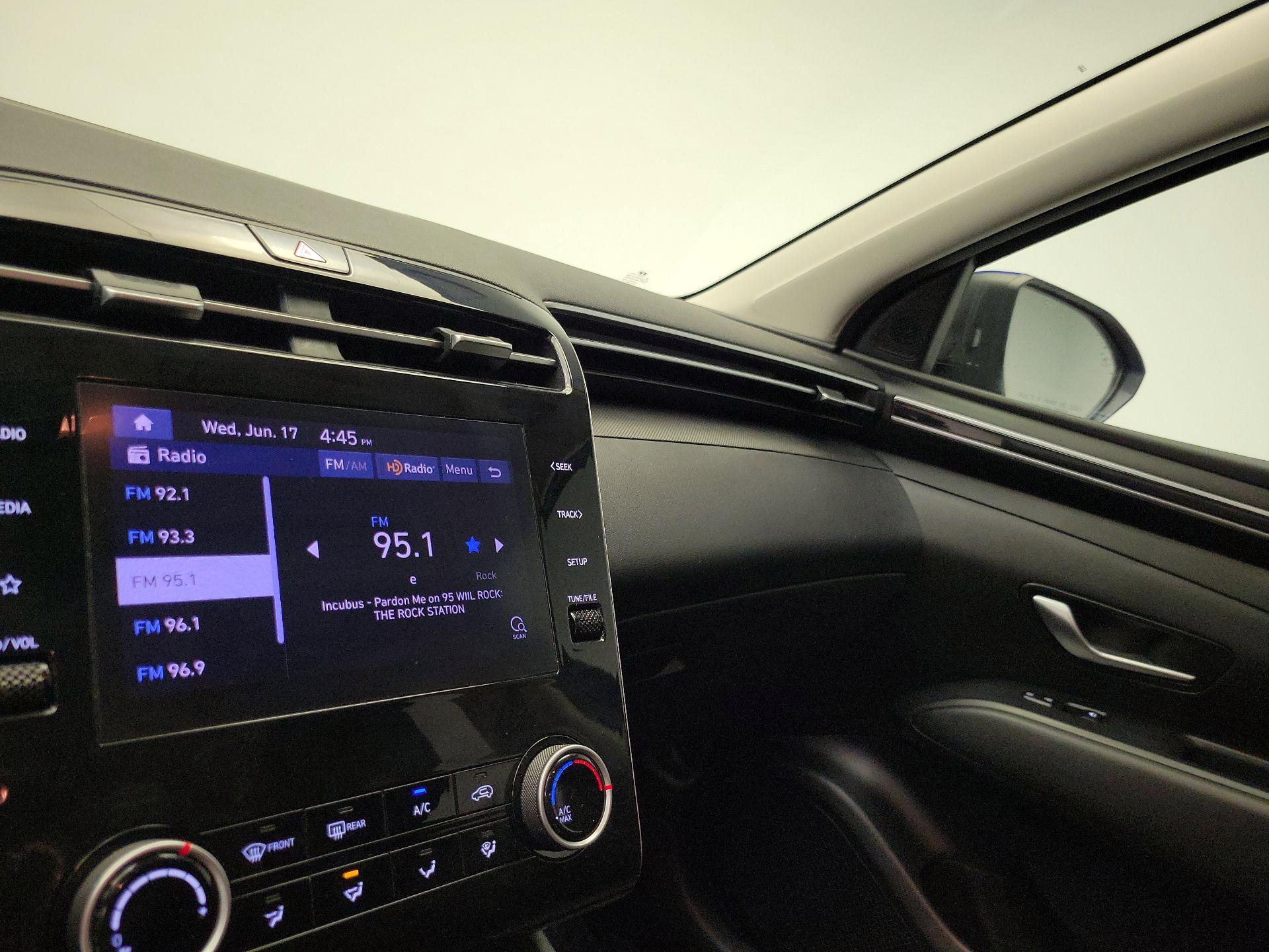 Thumbnail: 2022 Hyundai Tucson - 15