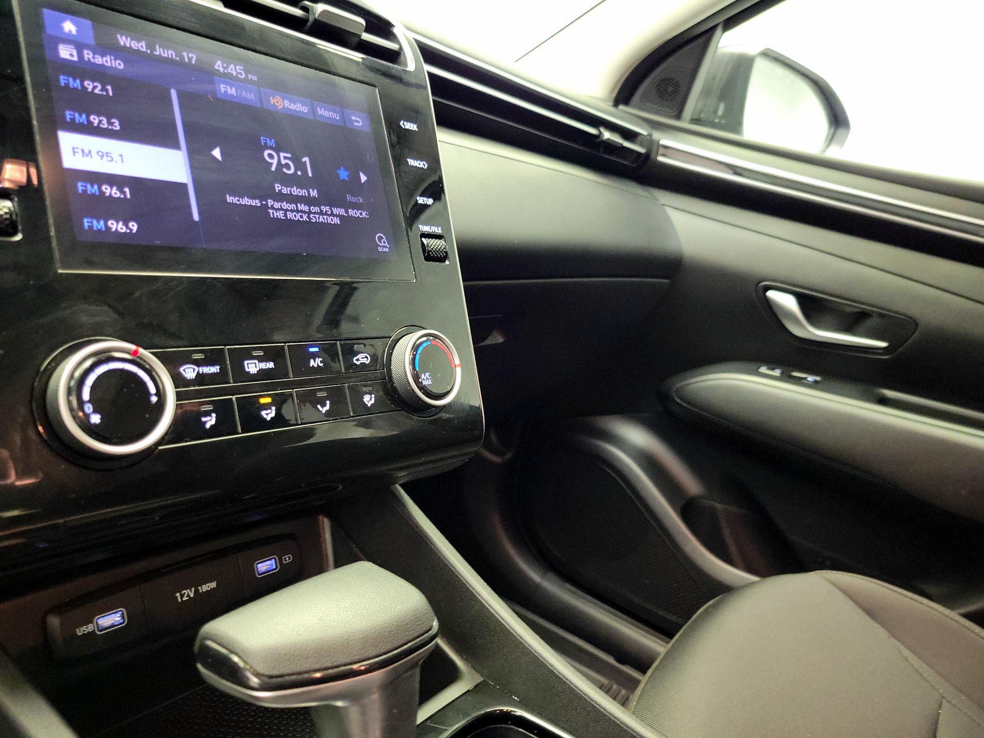 Thumbnail: 2022 Hyundai Tucson - 16