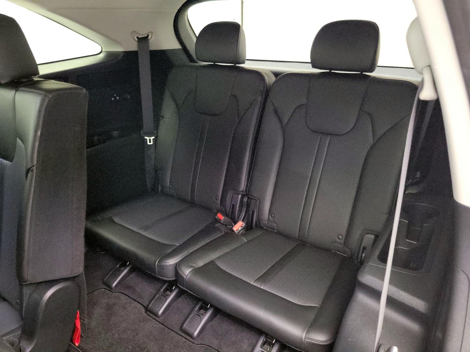 2021 Kia Sorento S - Photo 21