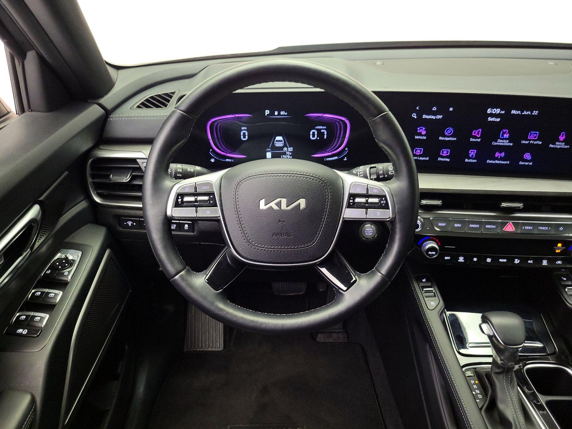 Thumbnail: 2024 Kia Telluride - 10