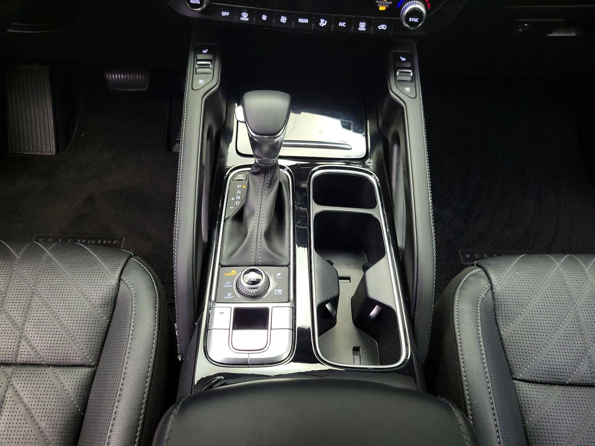 Thumbnail: 2024 Kia Telluride - 18