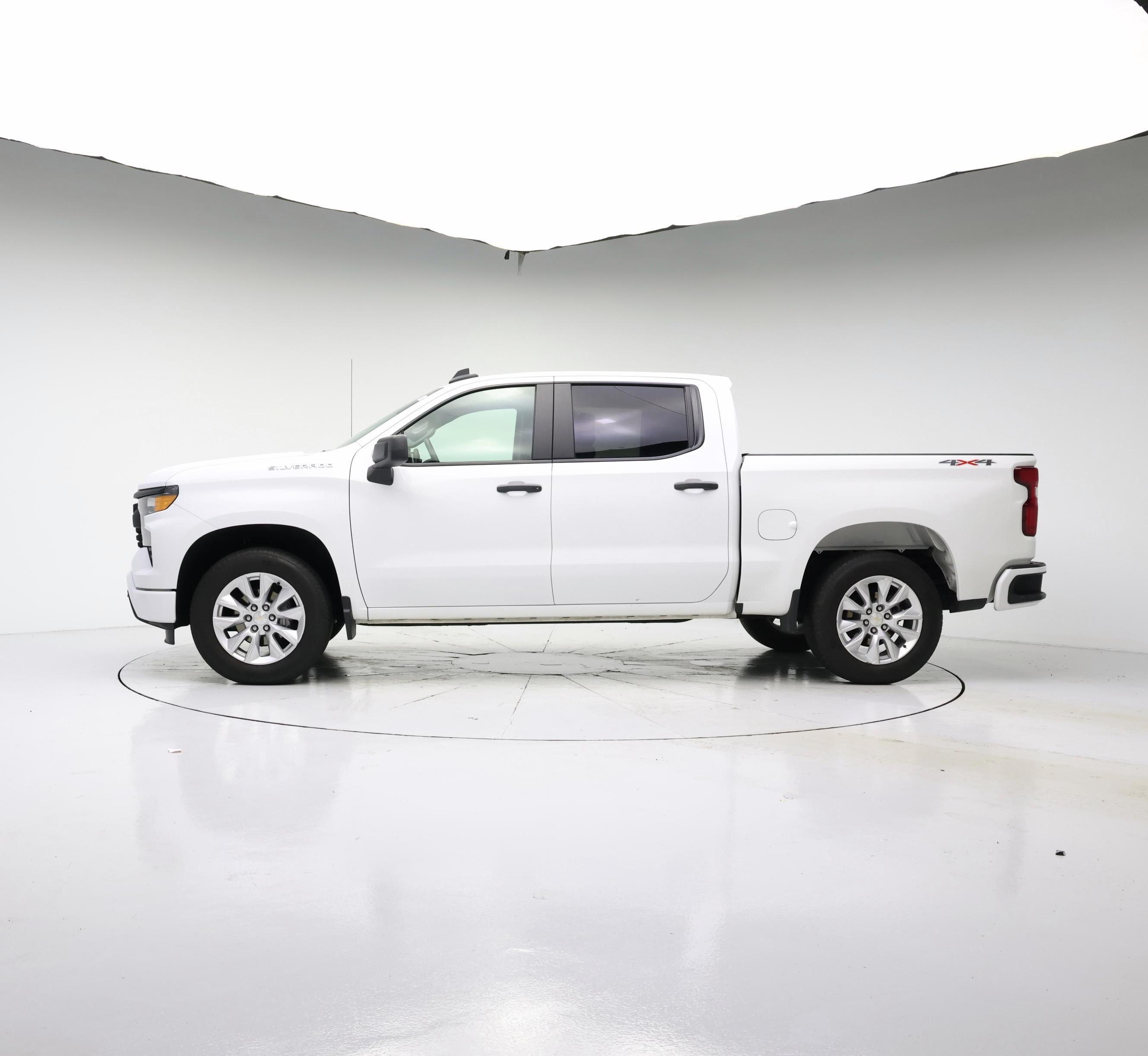 Thumbnail: 2022 Chevrolet Silverado 1500 - 3