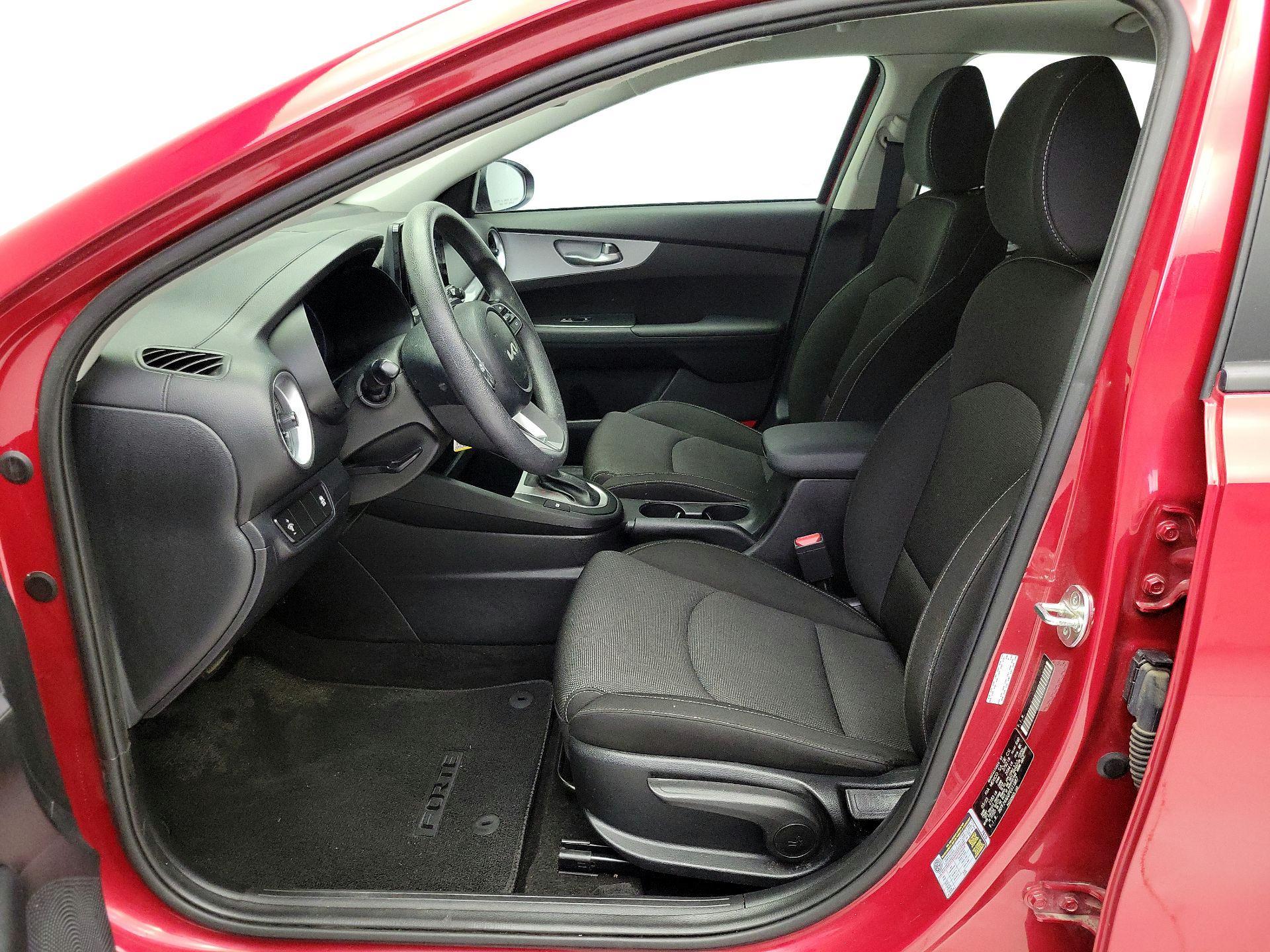 Thumbnail: 2023 Kia Forte - 11