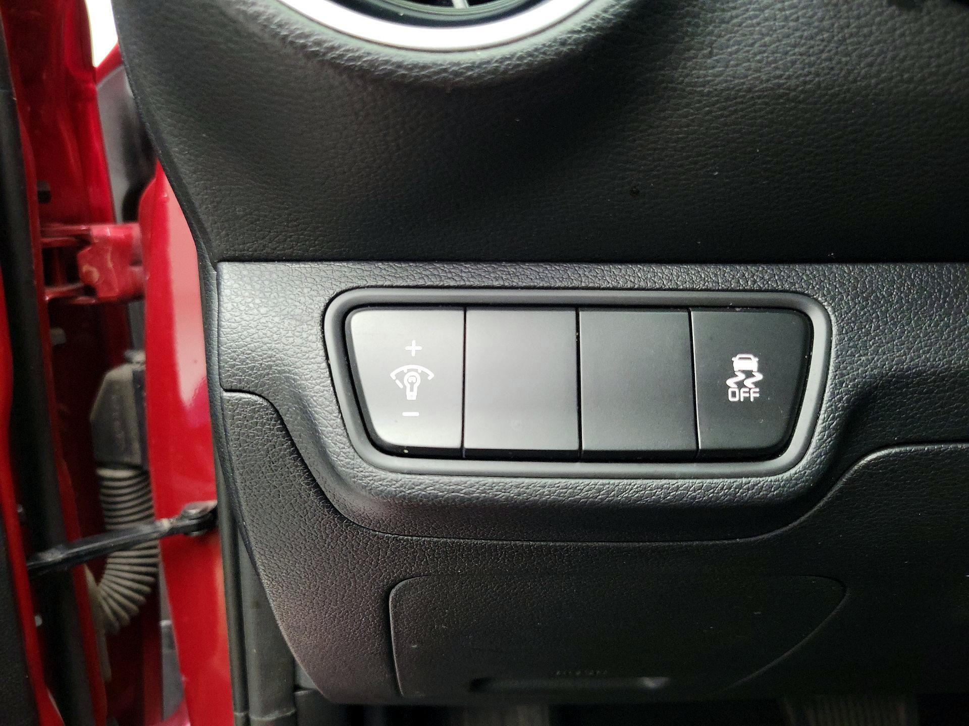 Thumbnail: 2023 Kia Forte - 13