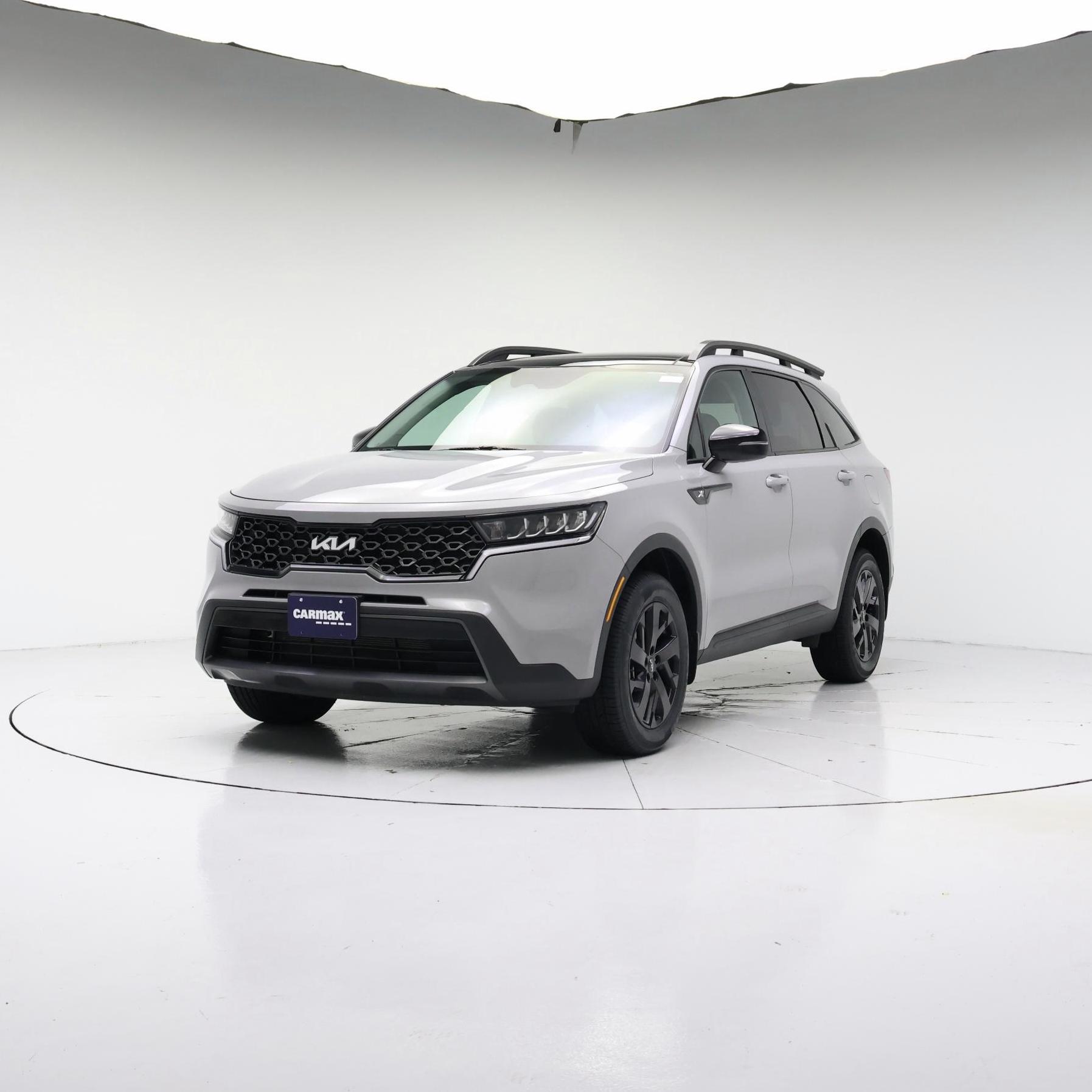 Thumbnail: 2023 Kia Sorento - 4