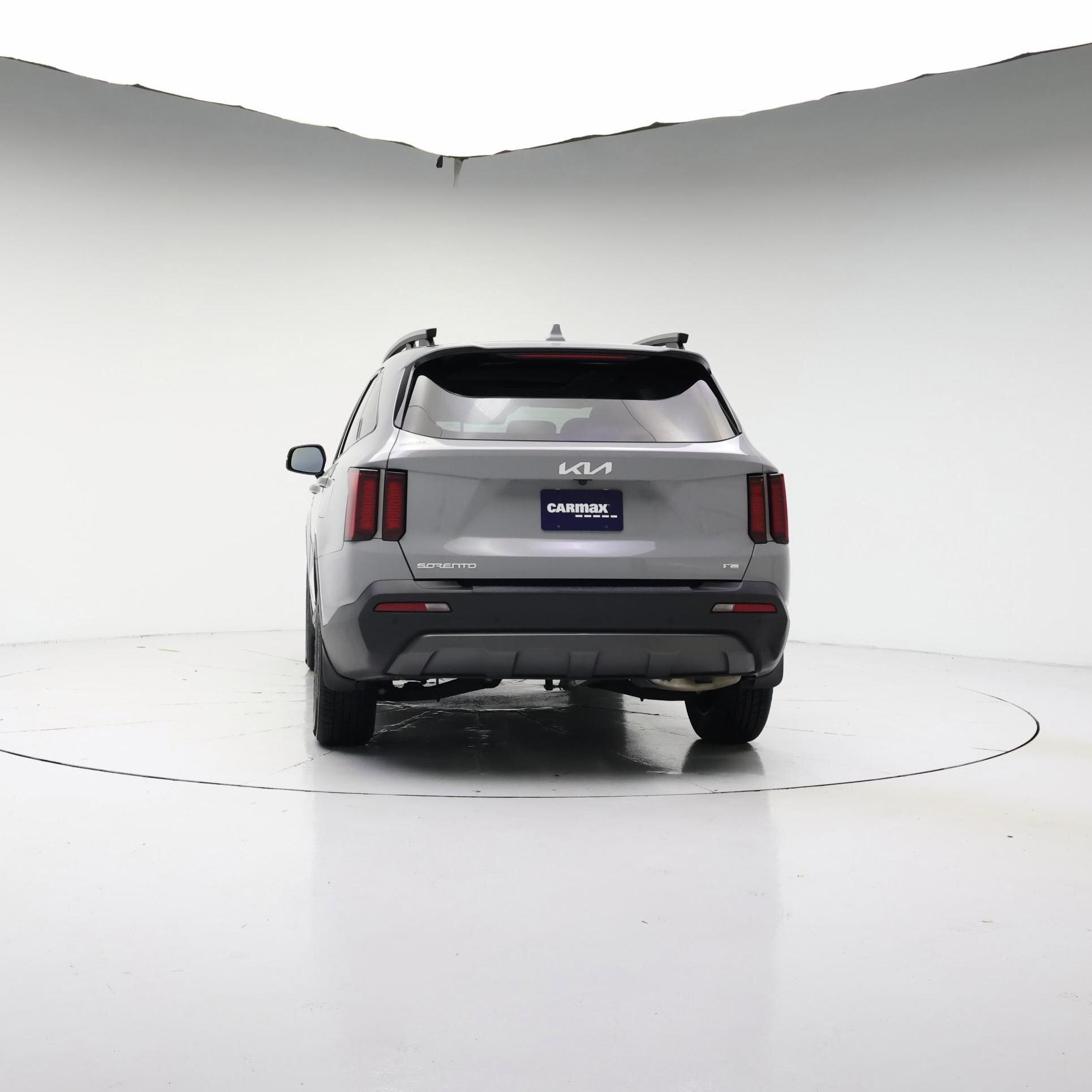 Thumbnail: 2023 Kia Sorento - 6