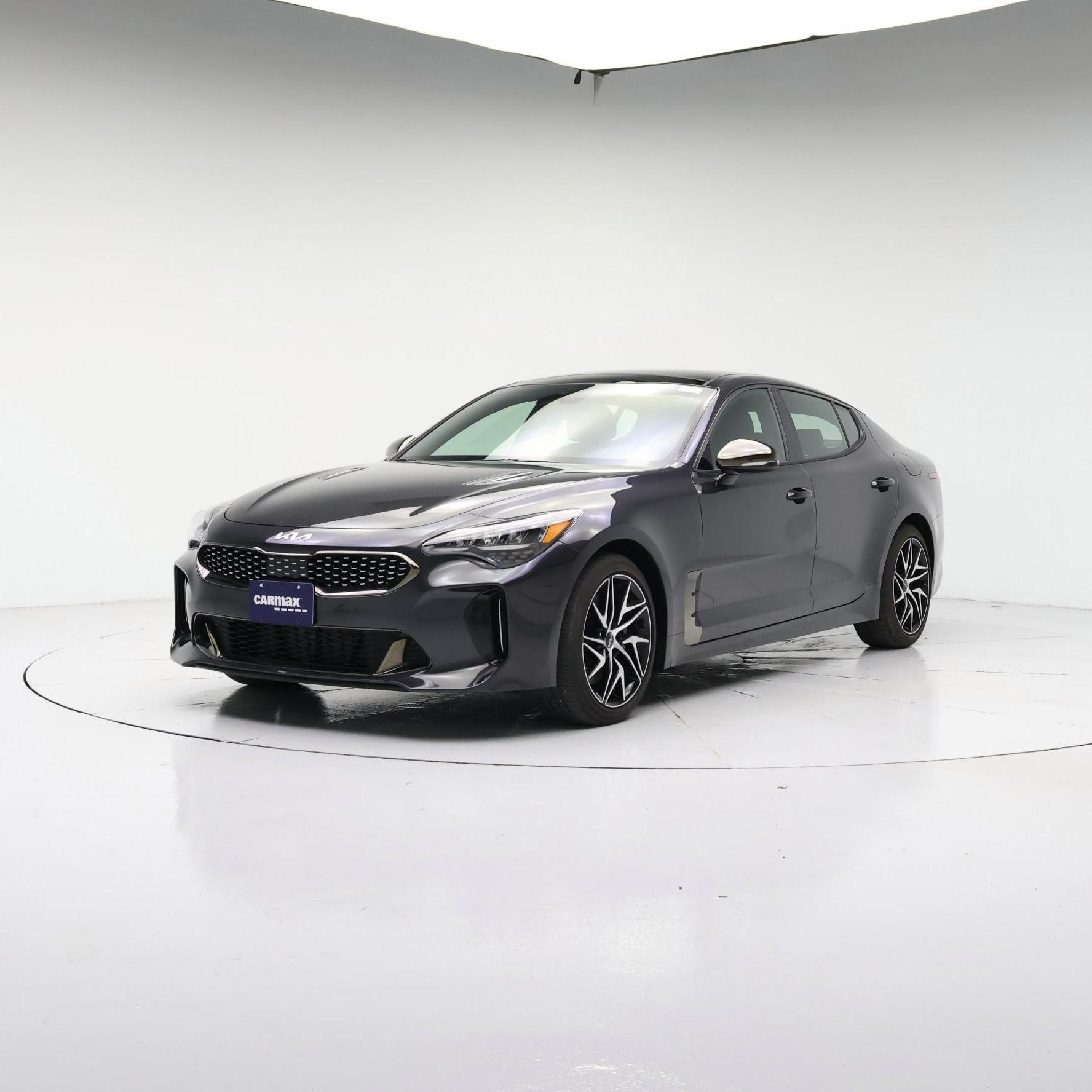 Thumbnail: 2022 Kia Stinger - 4