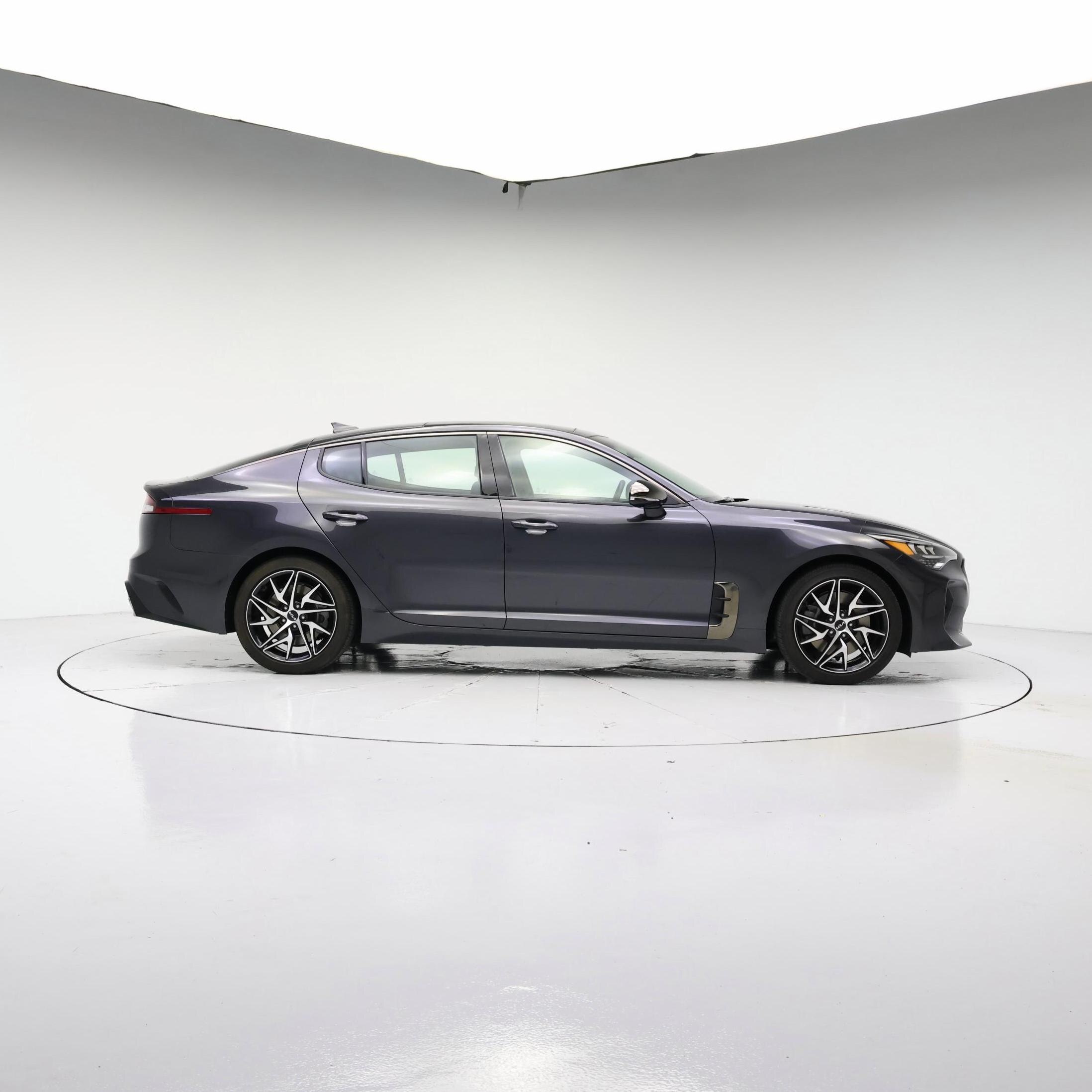 Thumbnail: 2022 Kia Stinger - 7