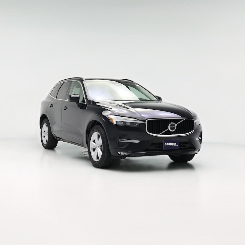 2022 Volvo XC60 B5 Momentum