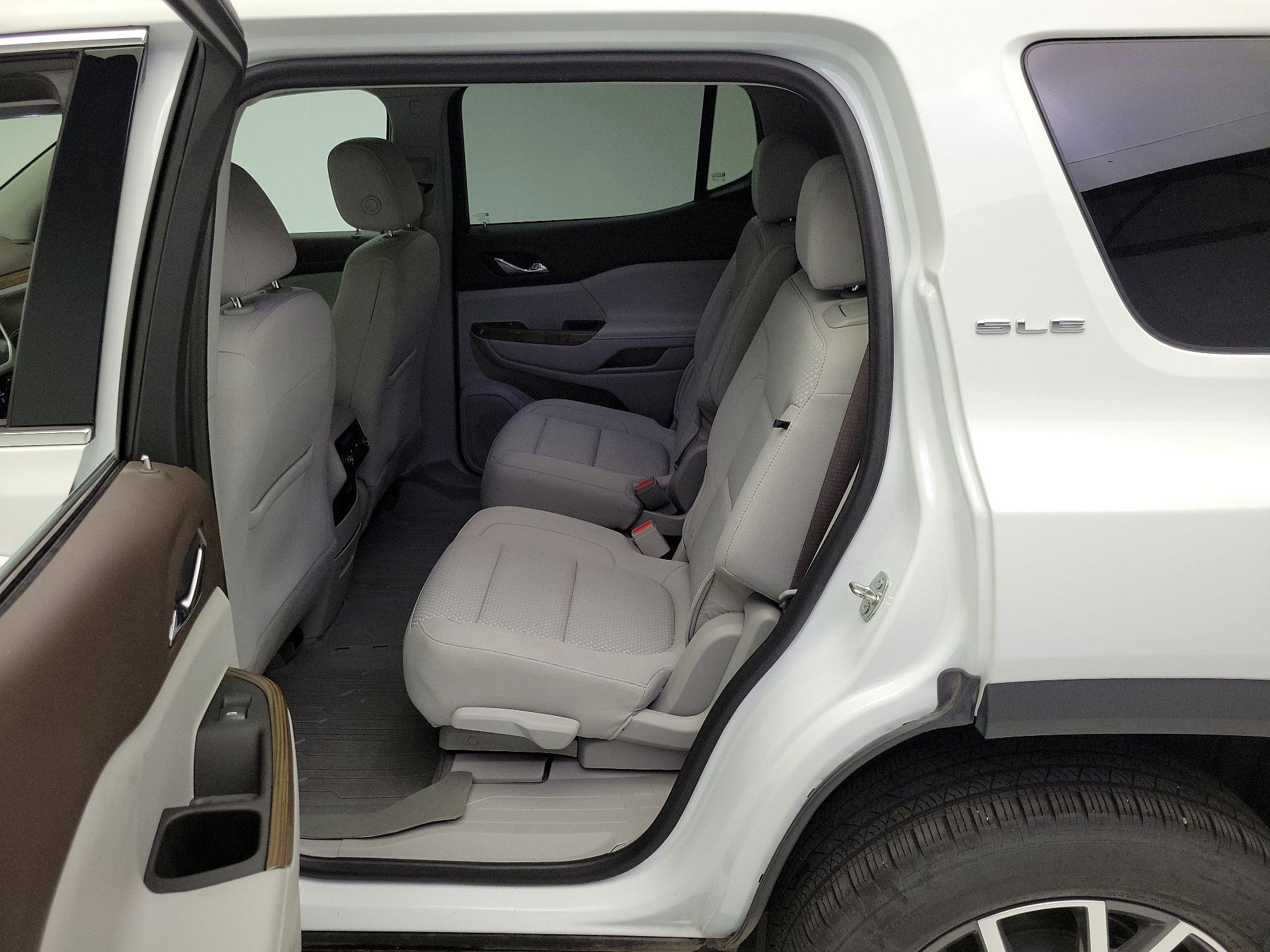 Thumbnail: 2023 GMC Acadia - 19