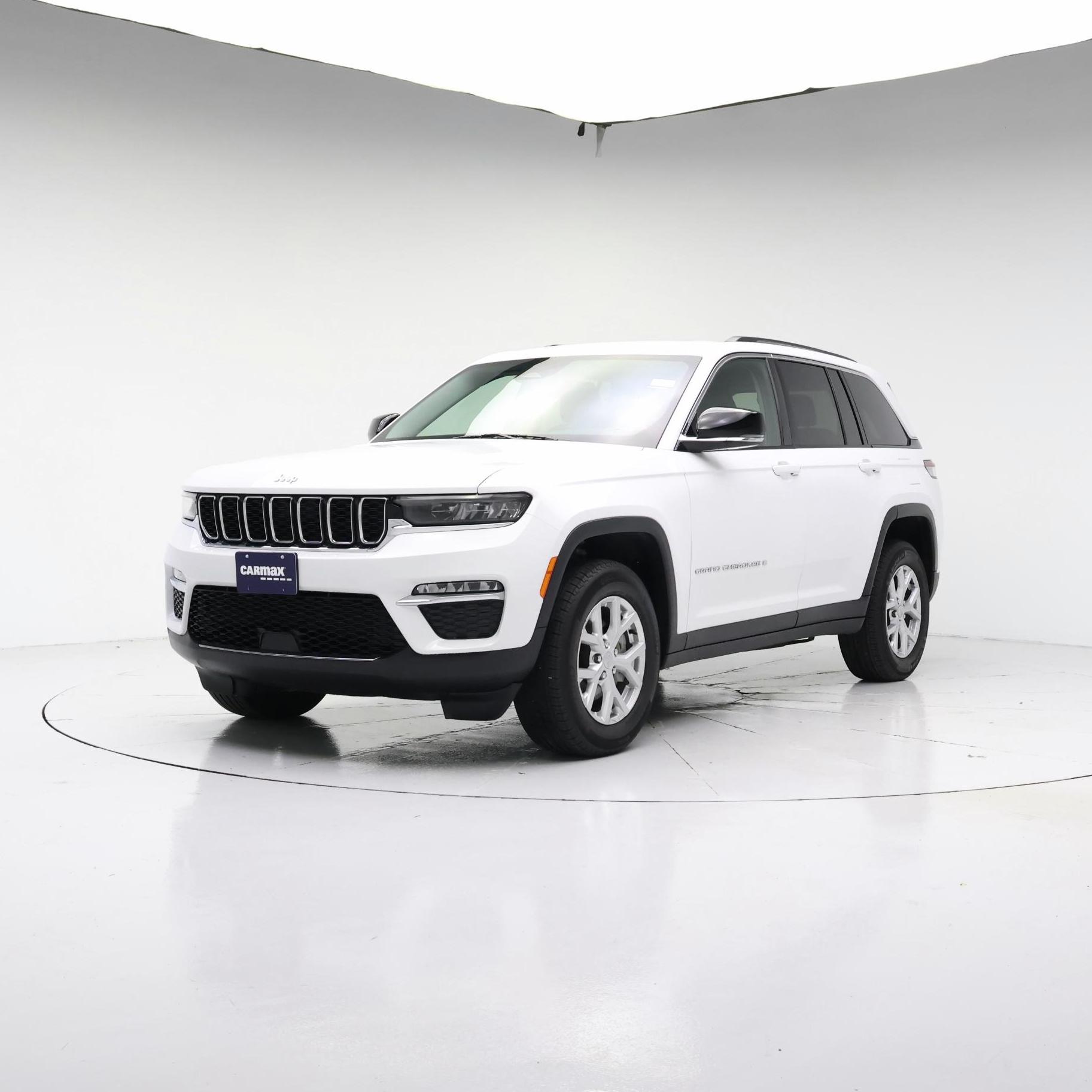 Thumbnail: 2023 Jeep Grand Cherokee - 4
