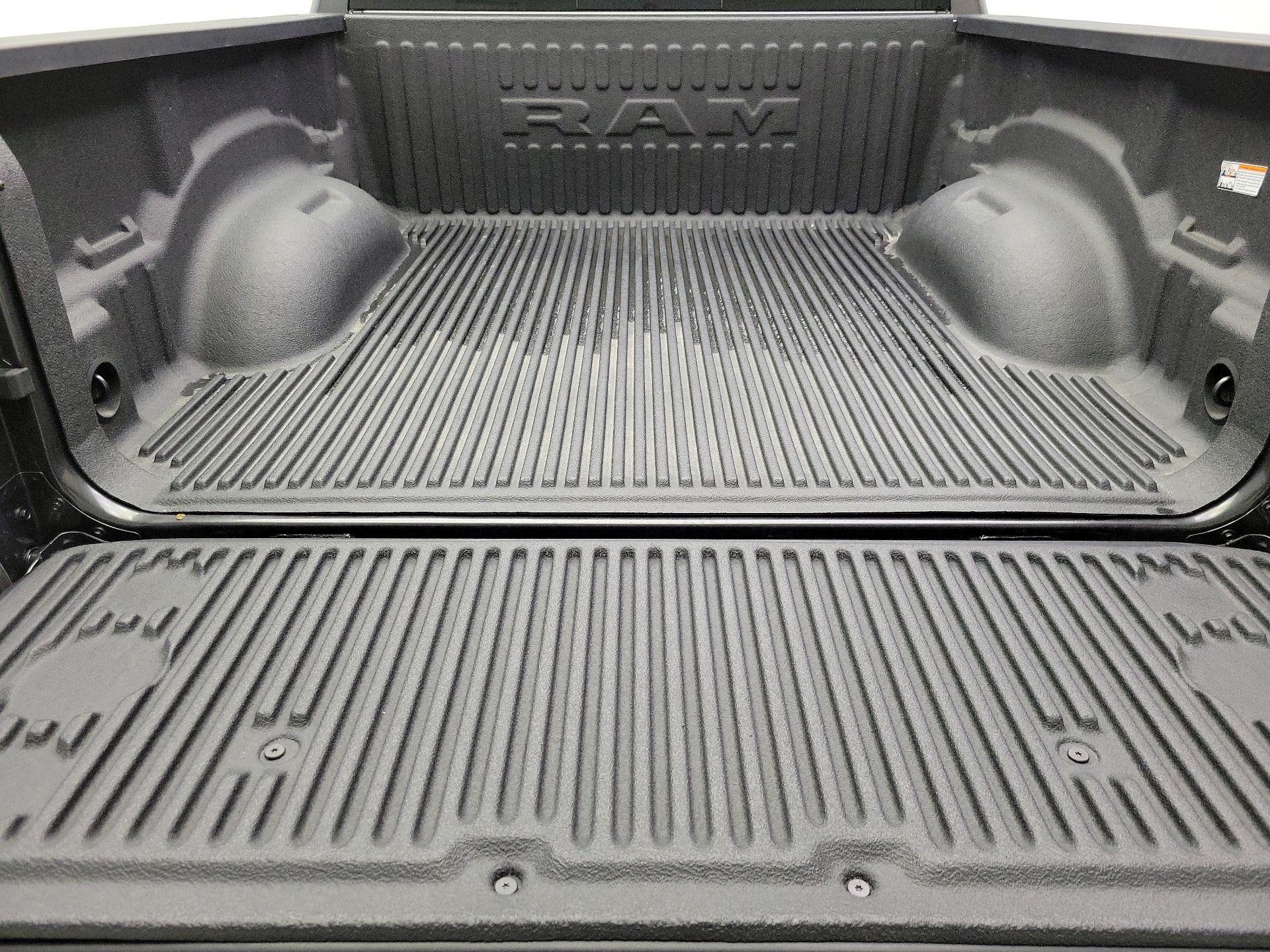 Thumbnail: 2022 RAM 1500 - 20