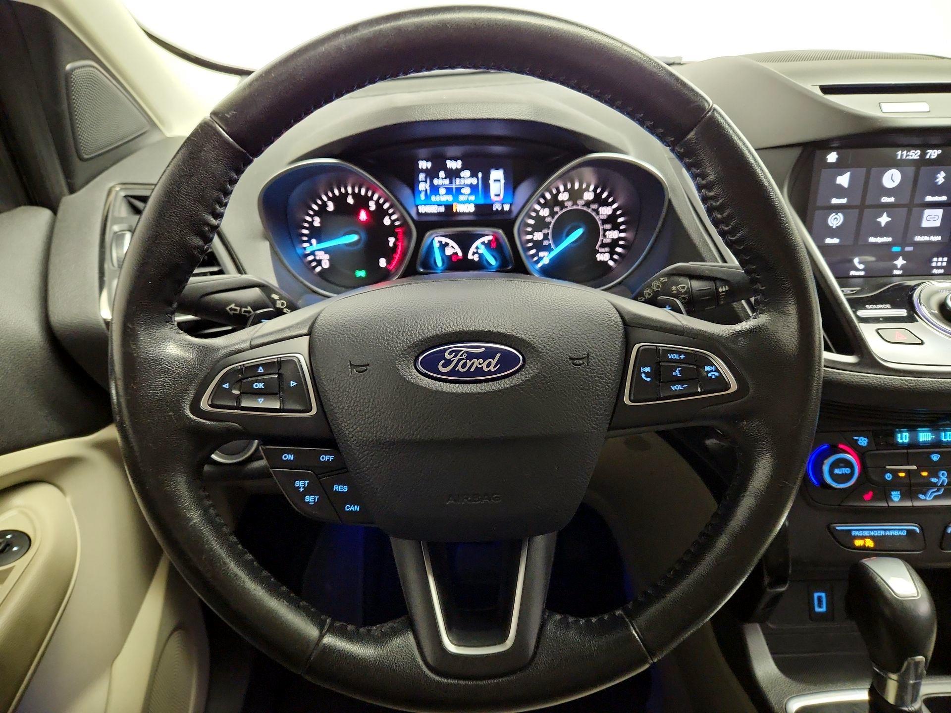 Thumbnail: 2017 Ford Escape - 10