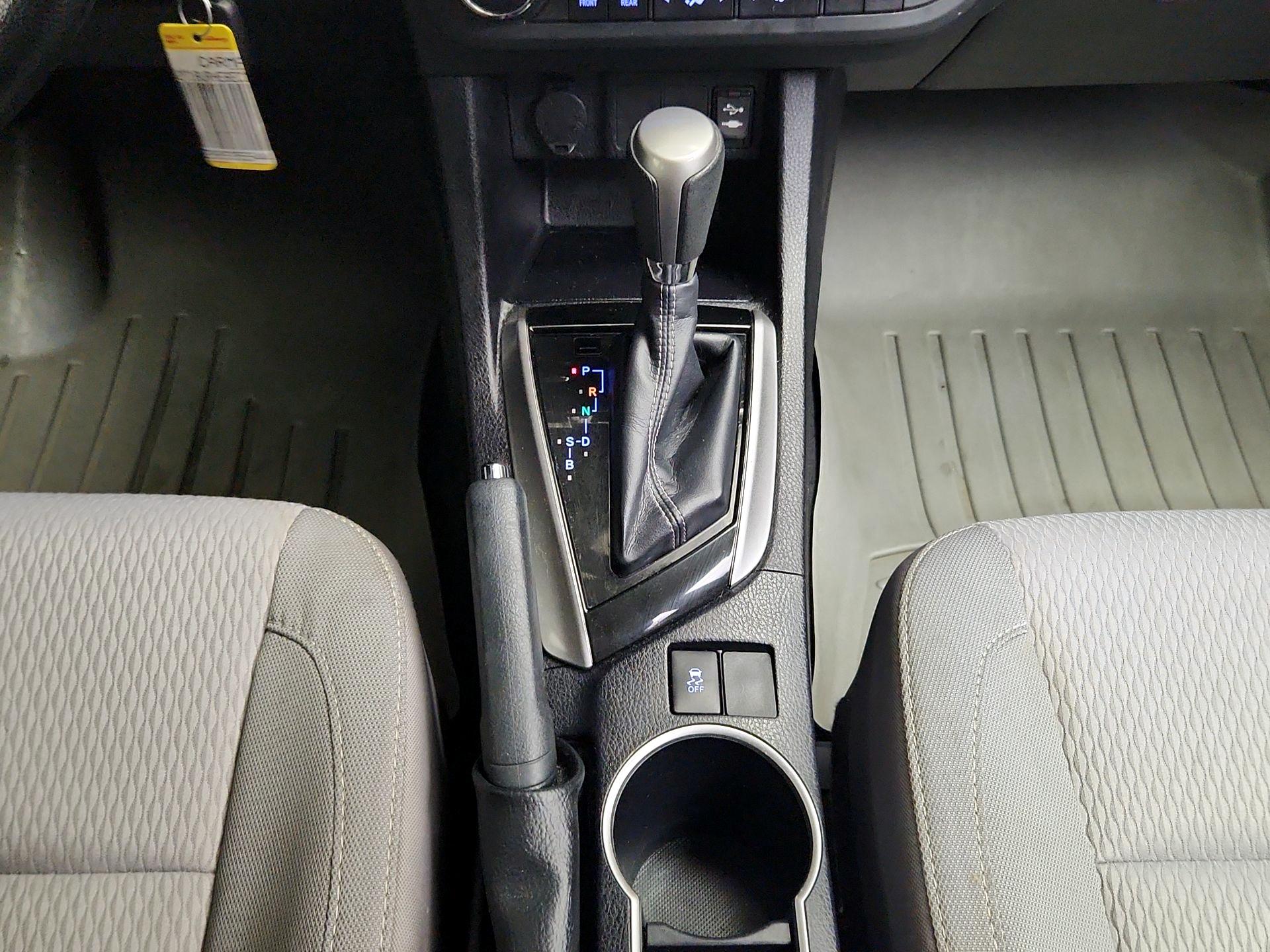 Thumbnail: 2014 Toyota Corolla - 17