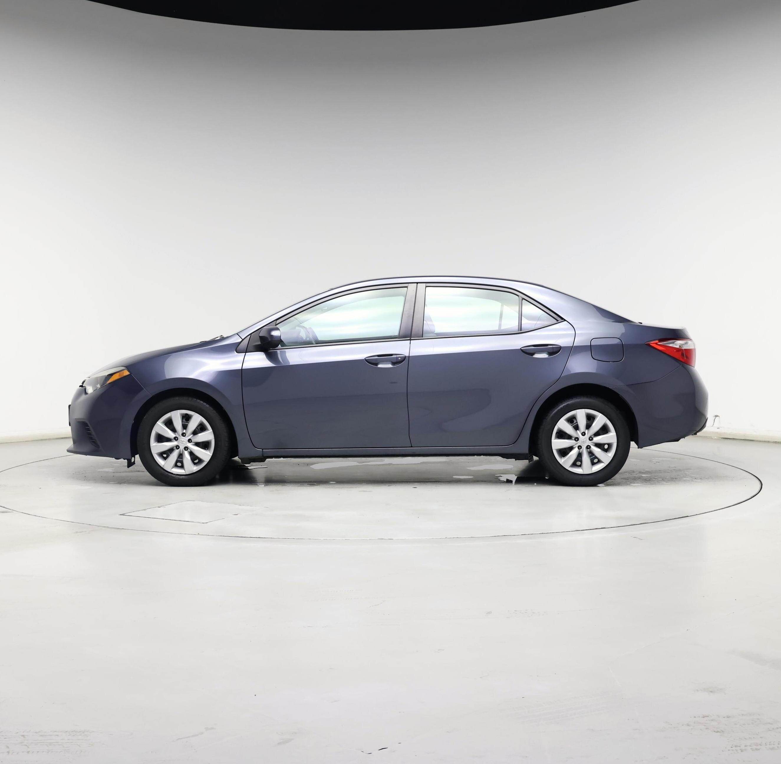 Thumbnail: 2014 Toyota Corolla - 3