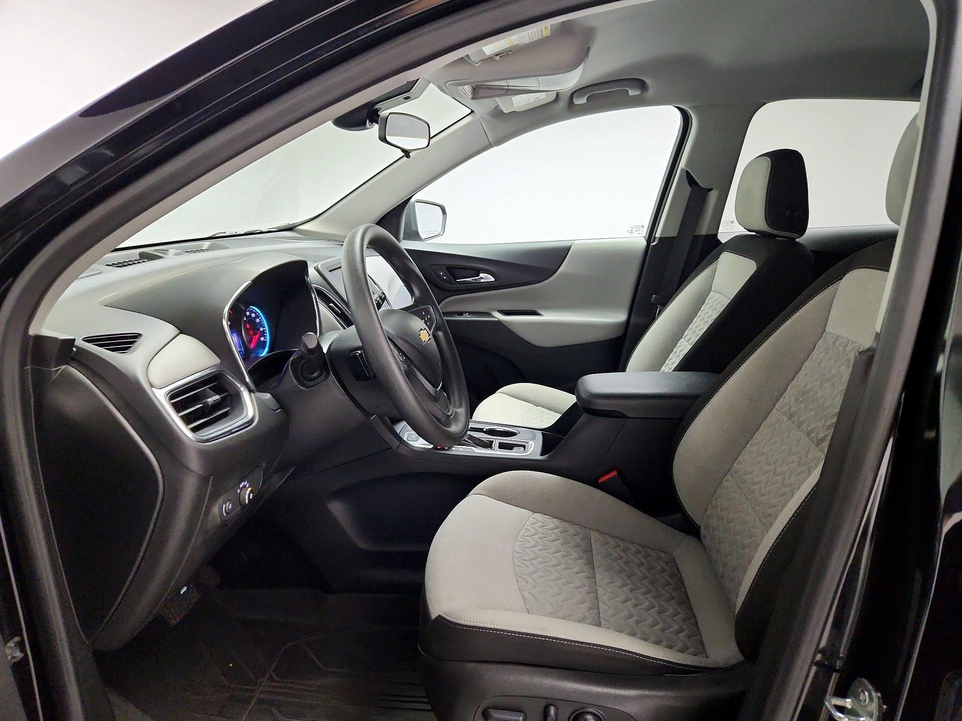 Thumbnail: 2022 Chevrolet Equinox - 11