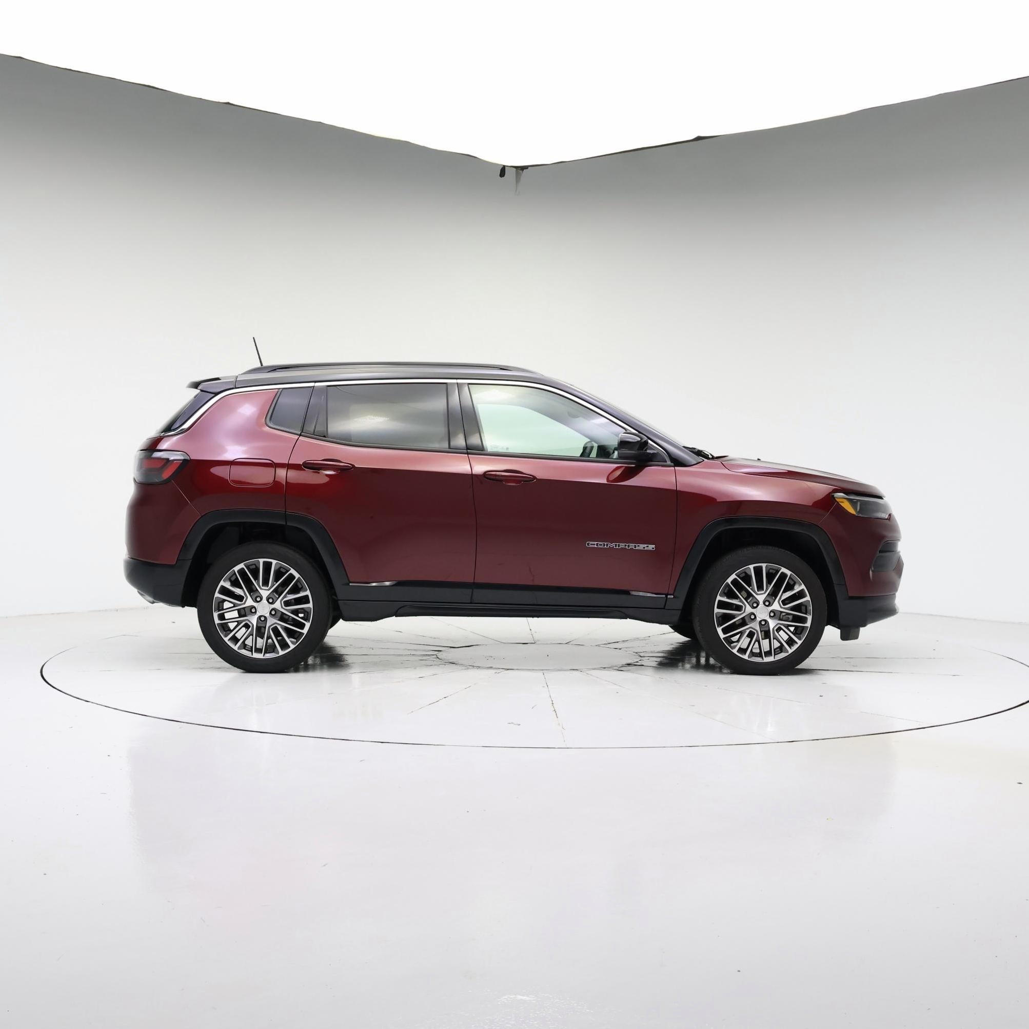 Thumbnail: 2022 Jeep Compass - 3