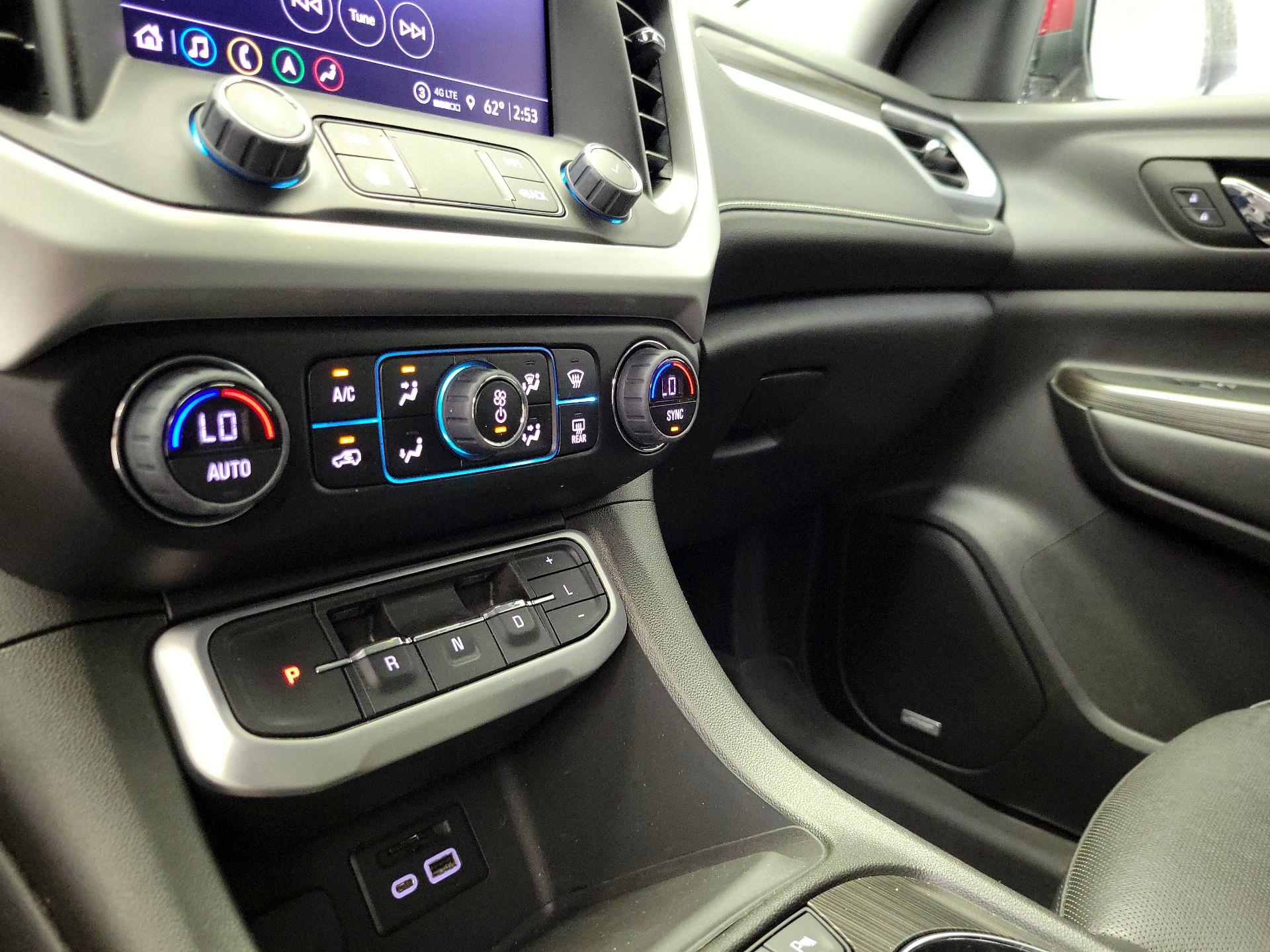 Thumbnail: 2023 GMC Acadia - 17