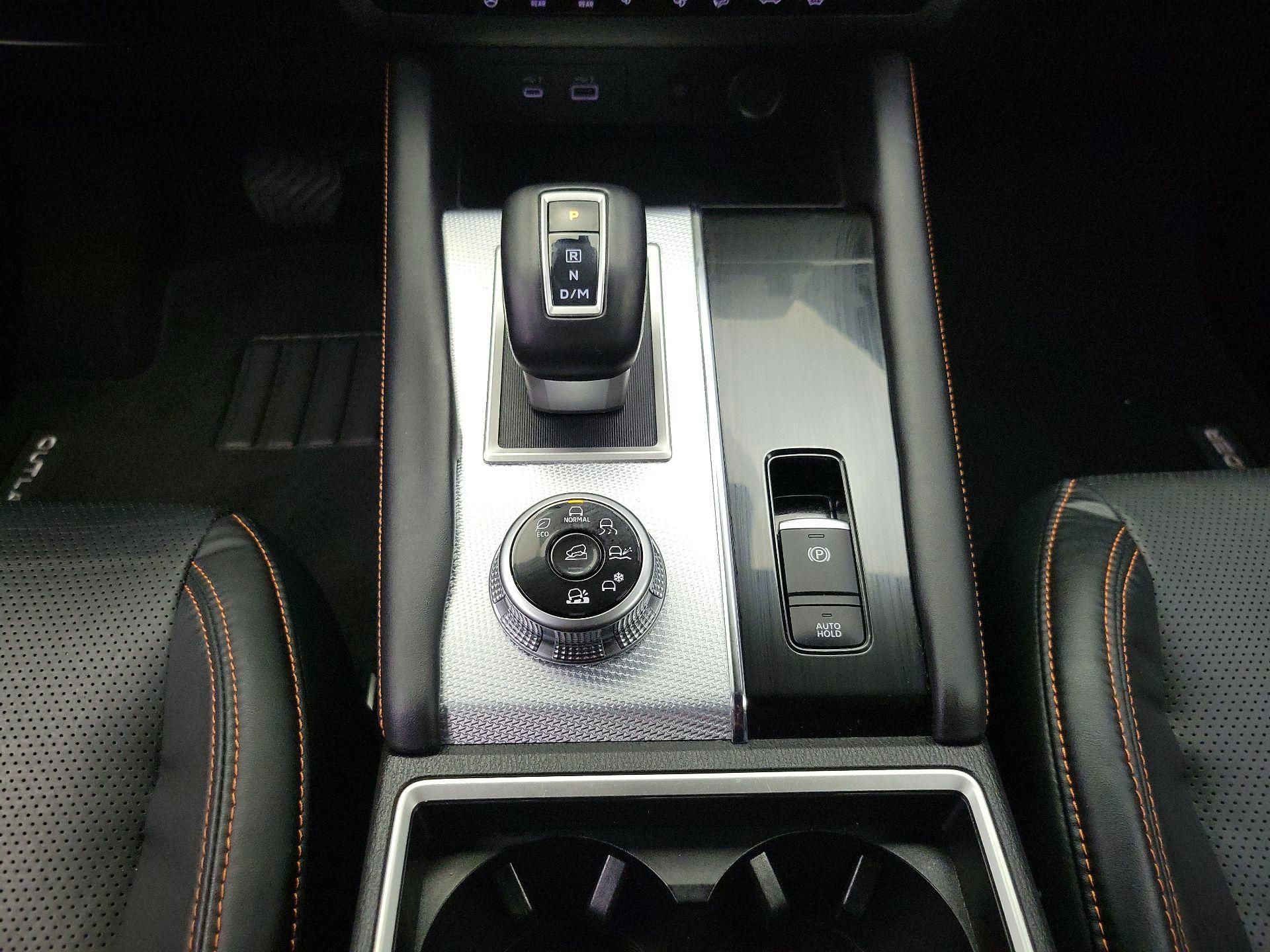 Thumbnail: 2022 Mitsubishi Outlander - 17