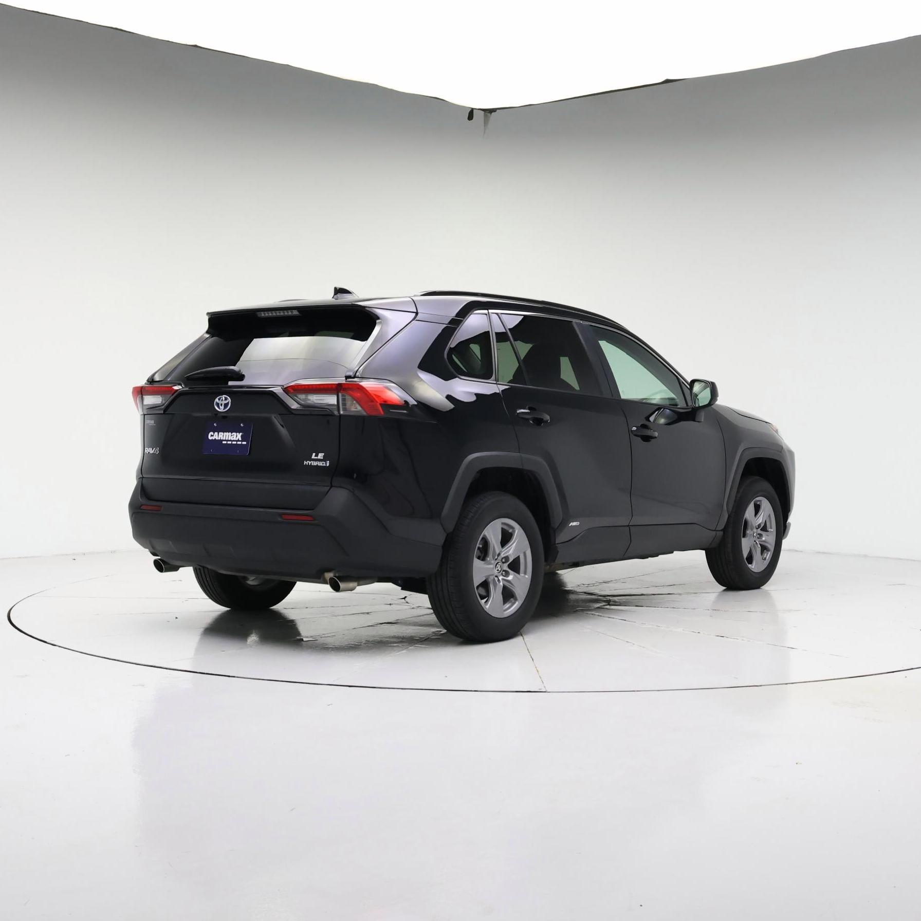 Thumbnail: 2022 Toyota RAV4 - 8
